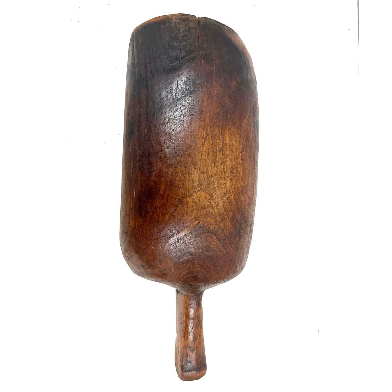 Granero o comedero primitivo de madera antiguo de principios del siglo XX en venta 2