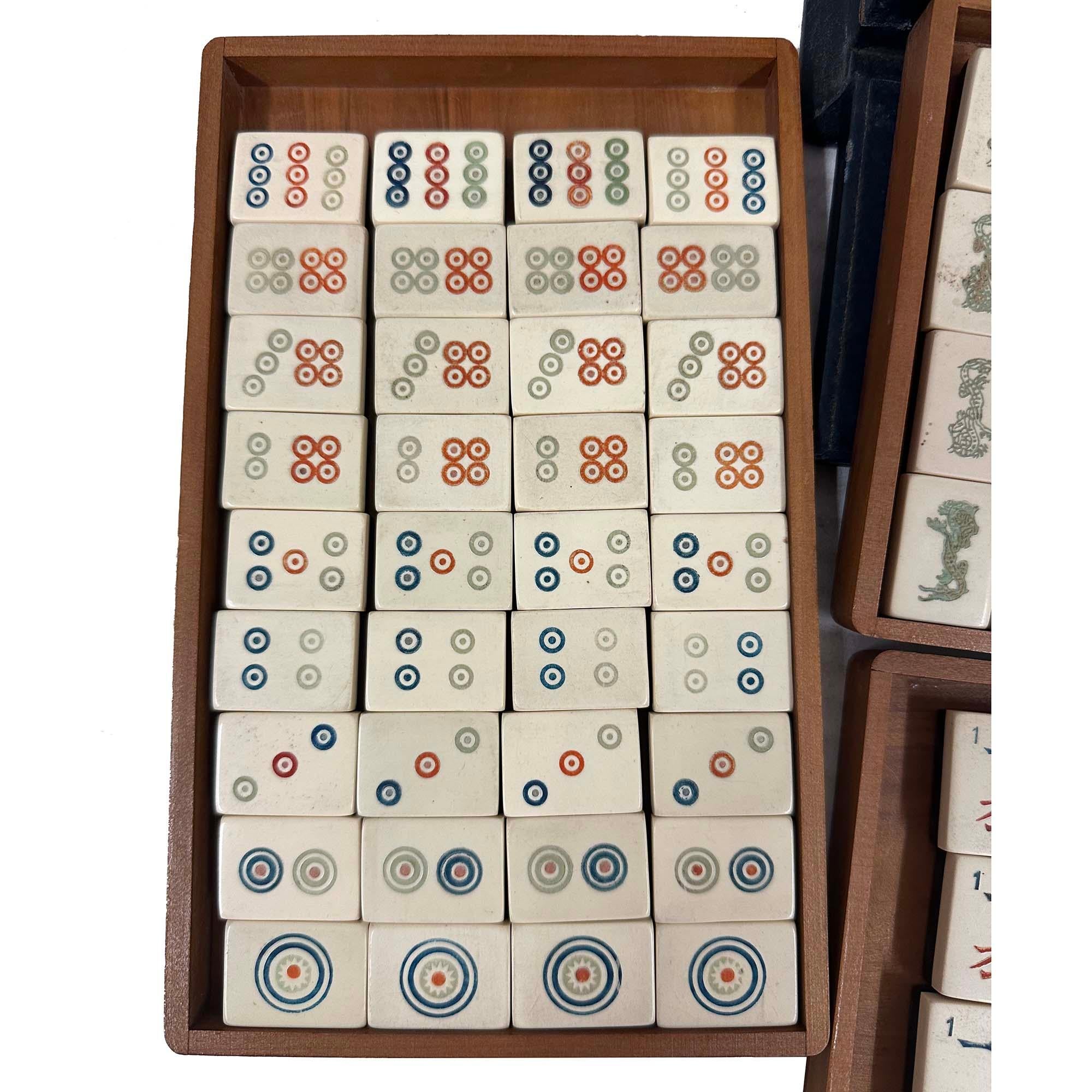 Antiguo juego de Mah-Jong Pung Chow de principios del siglo XX Estadounidense en venta