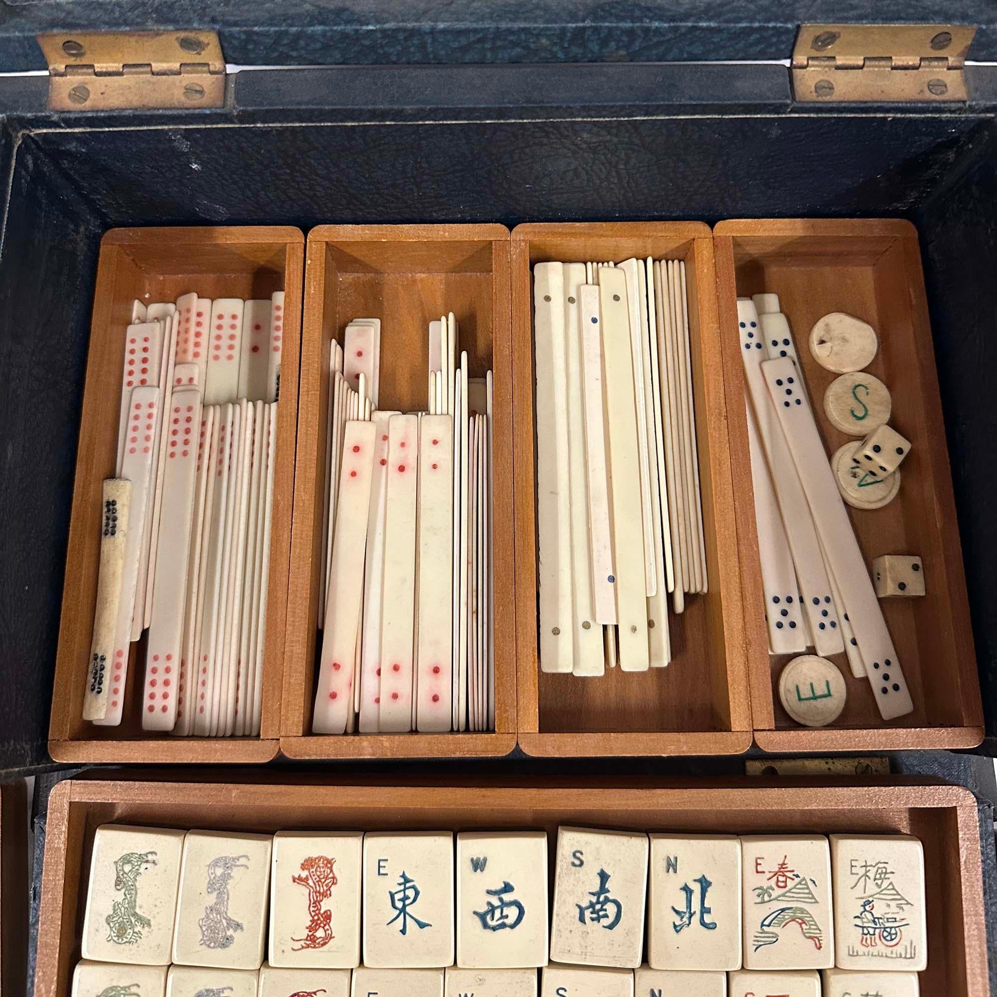 Antiguo juego de Mah-Jong Pung Chow de principios del siglo XX en Bueno estado para la venta en Pomona, CA