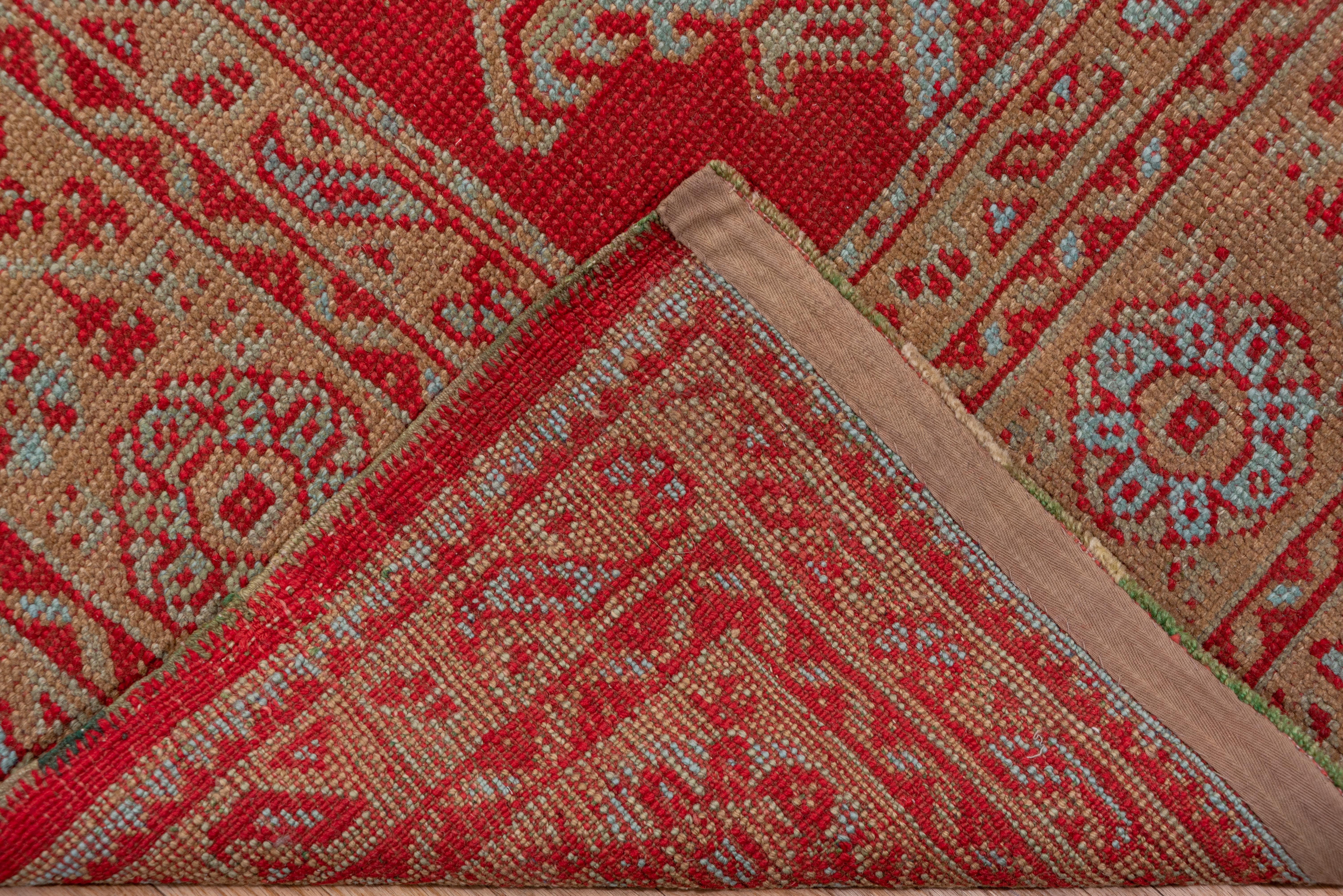 Early 20th Century Antique Red Oushak Carpet In Excellent Condition For Sale In New York, NY