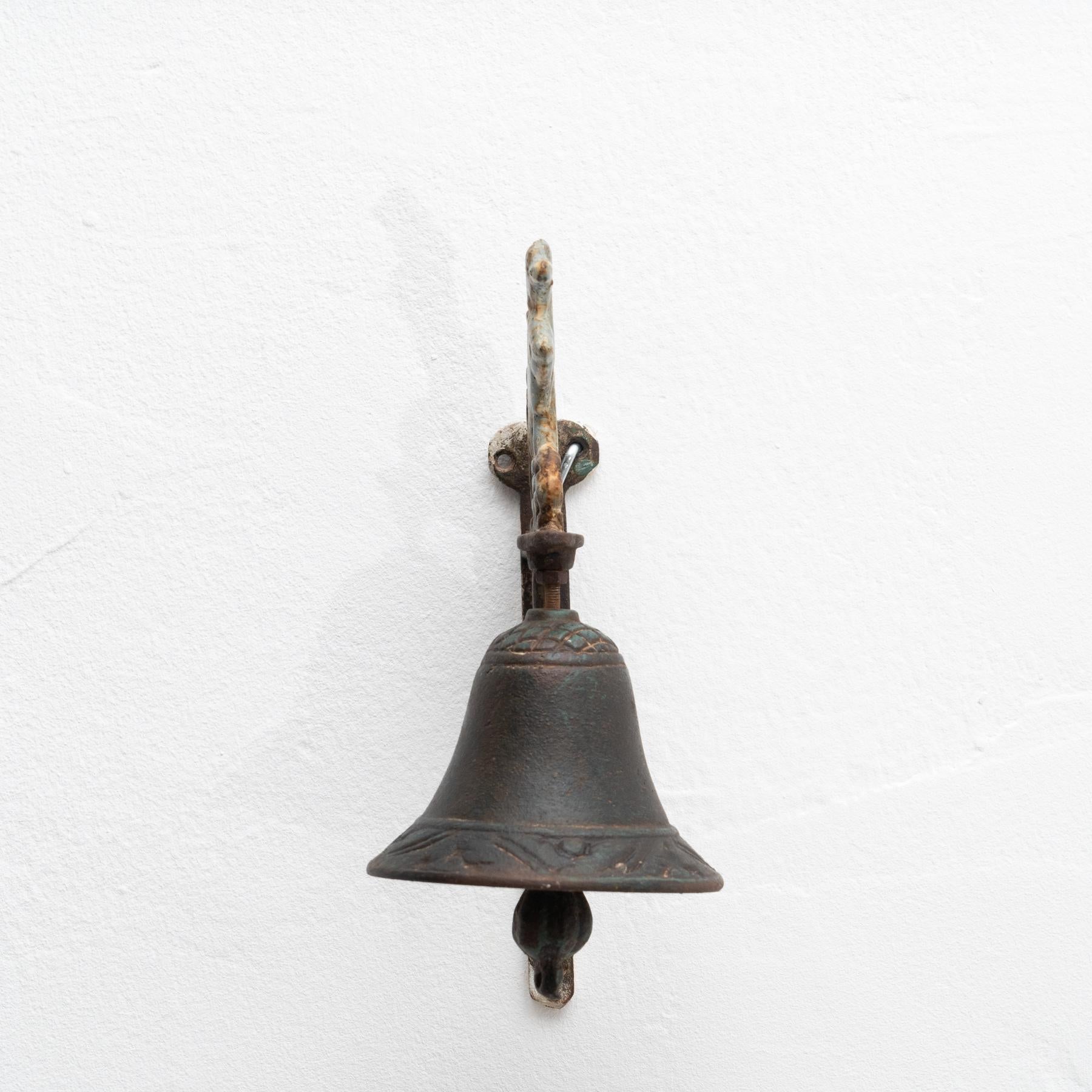 Early 20th Century Antique Rustic Spanish Wall Cast Iron Decorative Bell For Sale 8