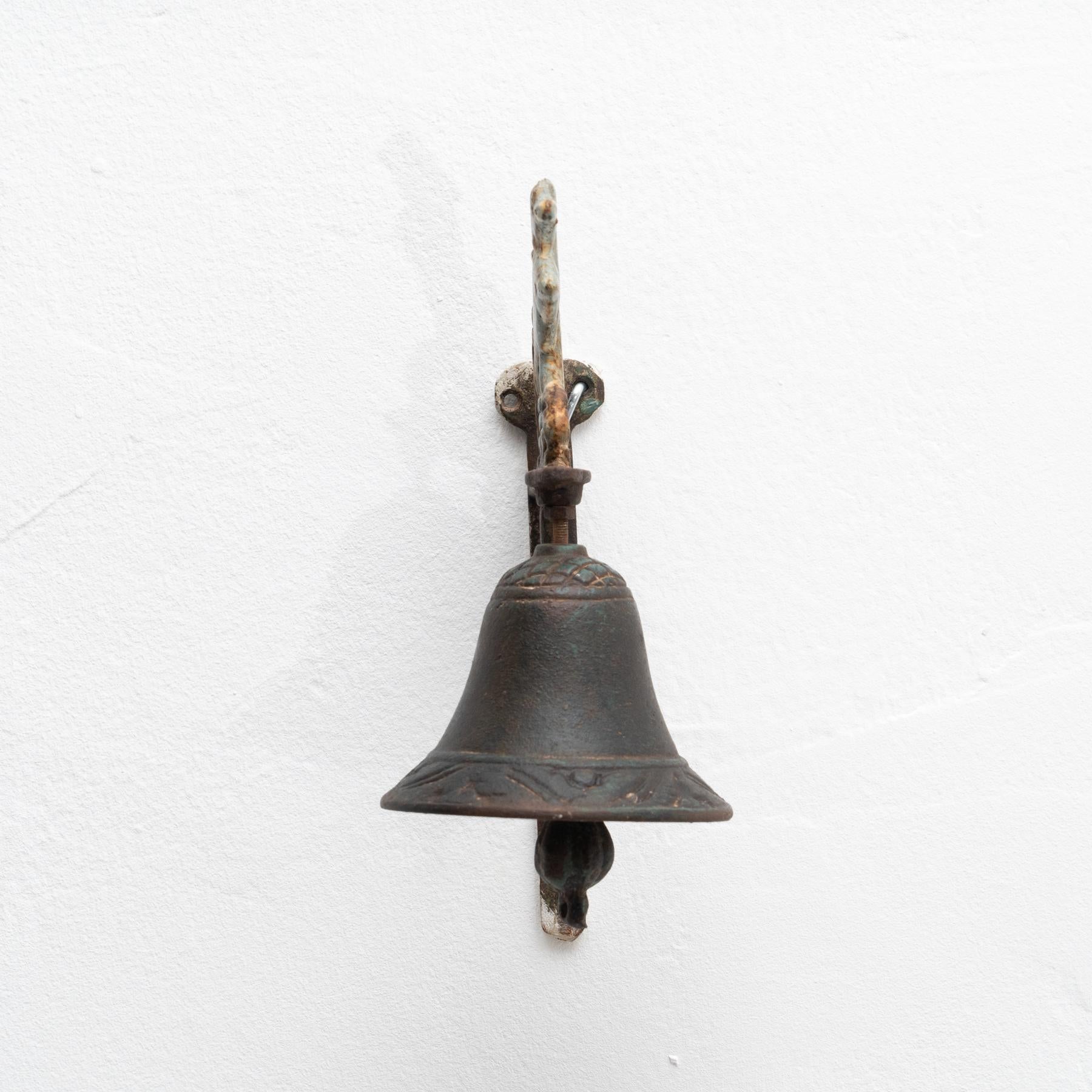 Early 20th Century Antique Rustic Spanish Wall Cast Iron Decorative Bell For Sale 9