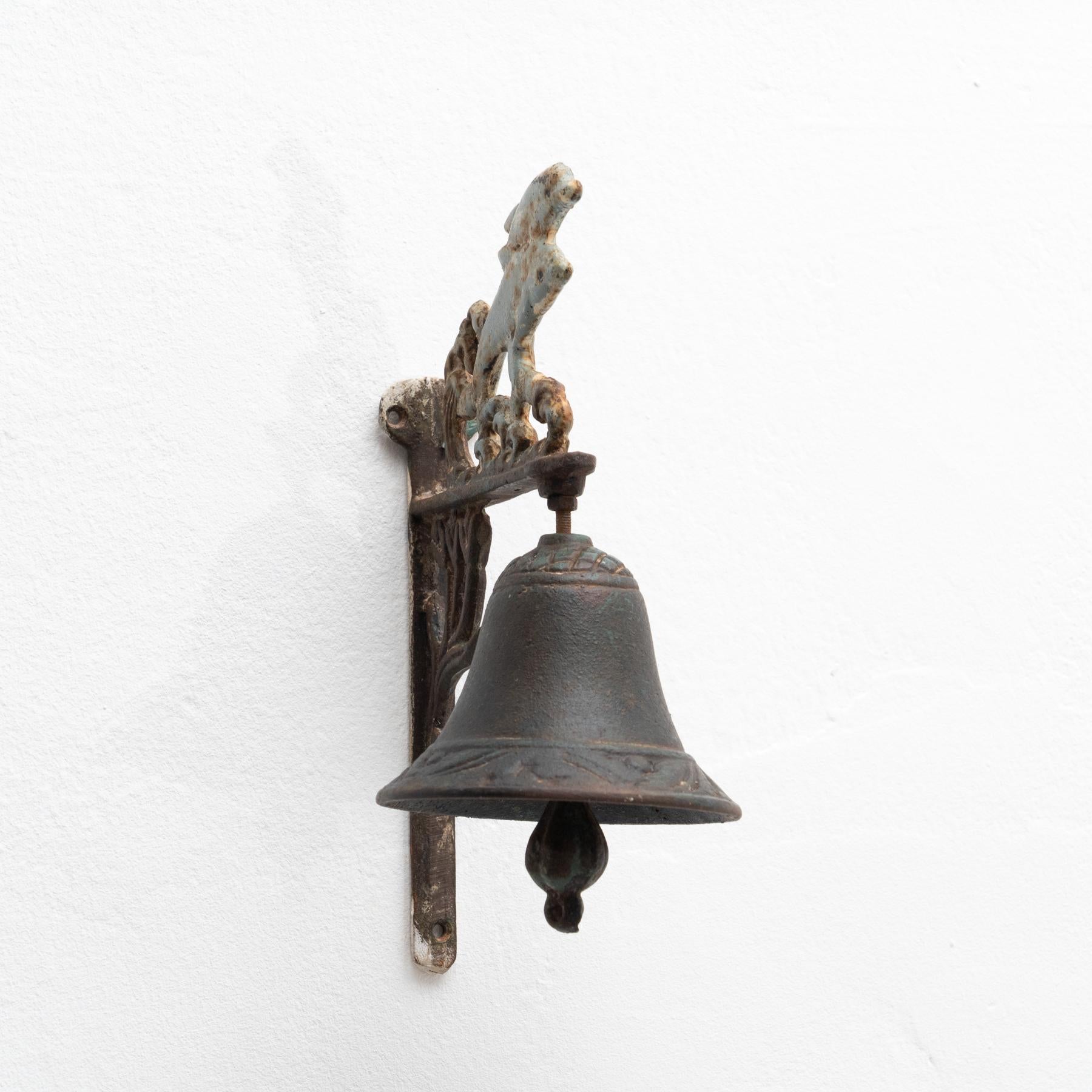 Early 20th Century Antique Rustic Spanish Wall Cast Iron Decorative Bell For Sale 10