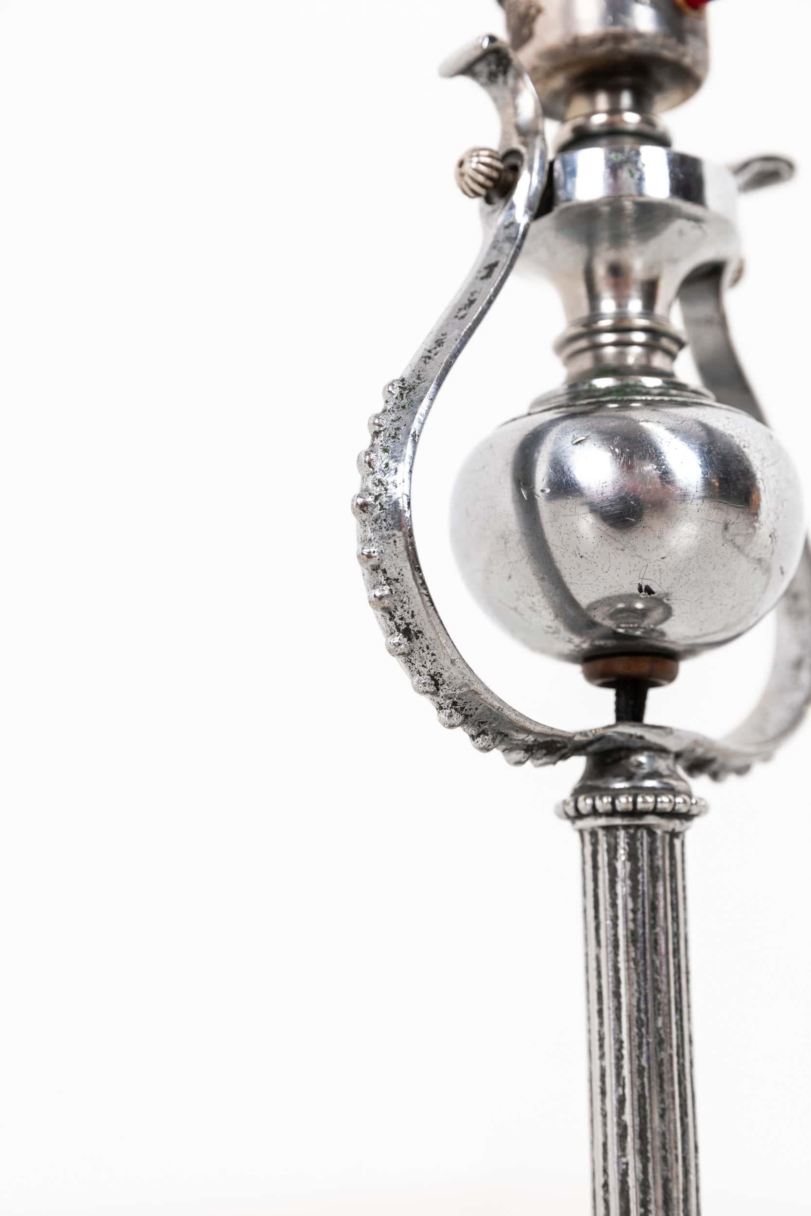 Edwardian Early 20th Century Antique Silver Plated Gimbal Ships Desk Table Lamp, c.1910 For Sale