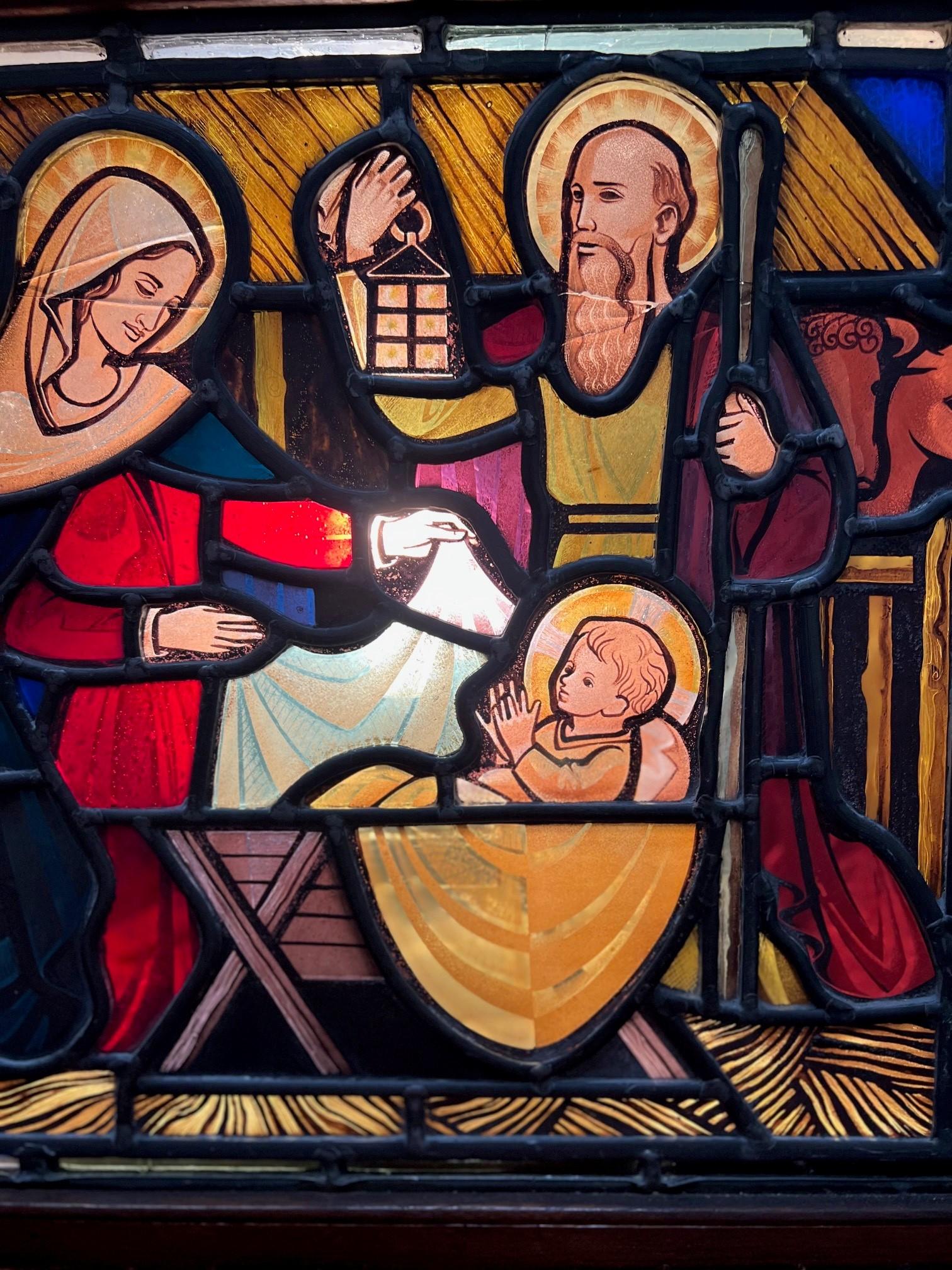 Antikes Buntglasfenster „The Nativity in a Shadow Box“ aus dem frühen 20. Jahrhundert  (amerikanisch) im Angebot