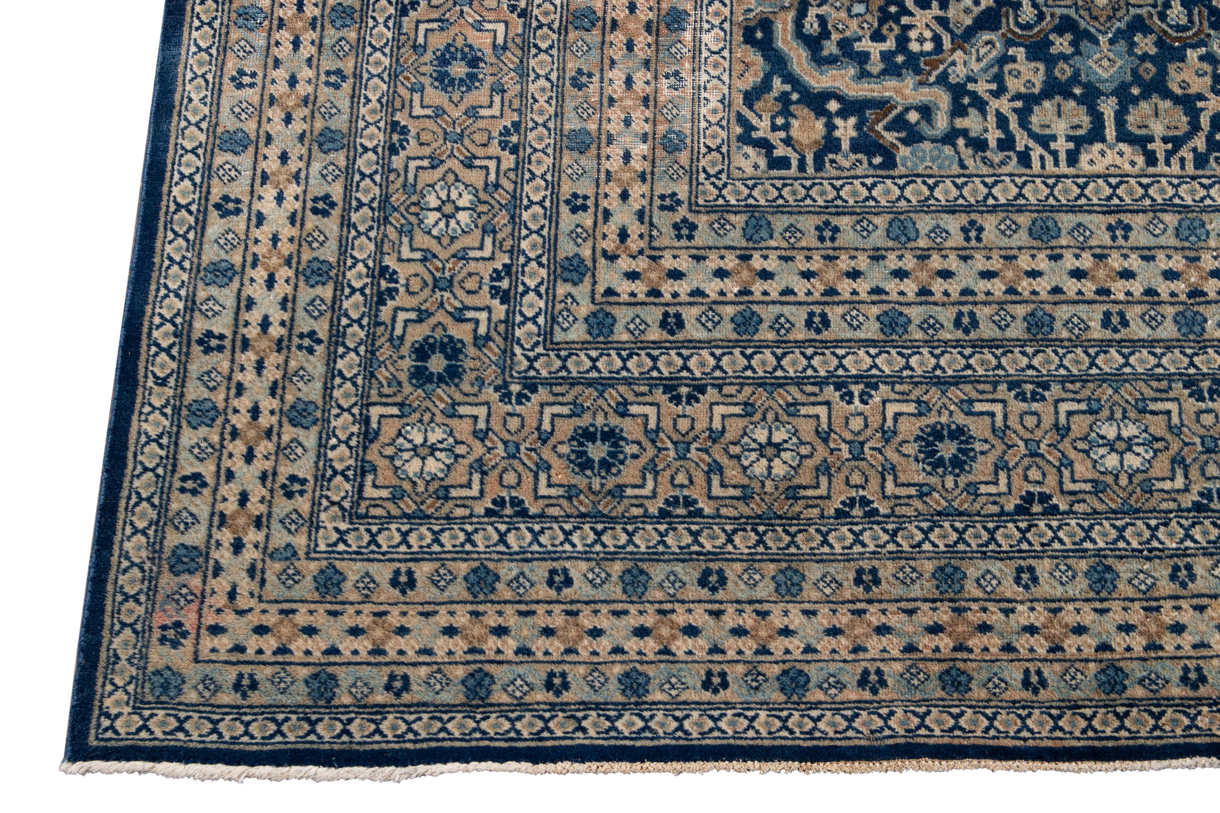 Early 20th Century Antique Tabriz Oversize Wool Rug For Sale 7