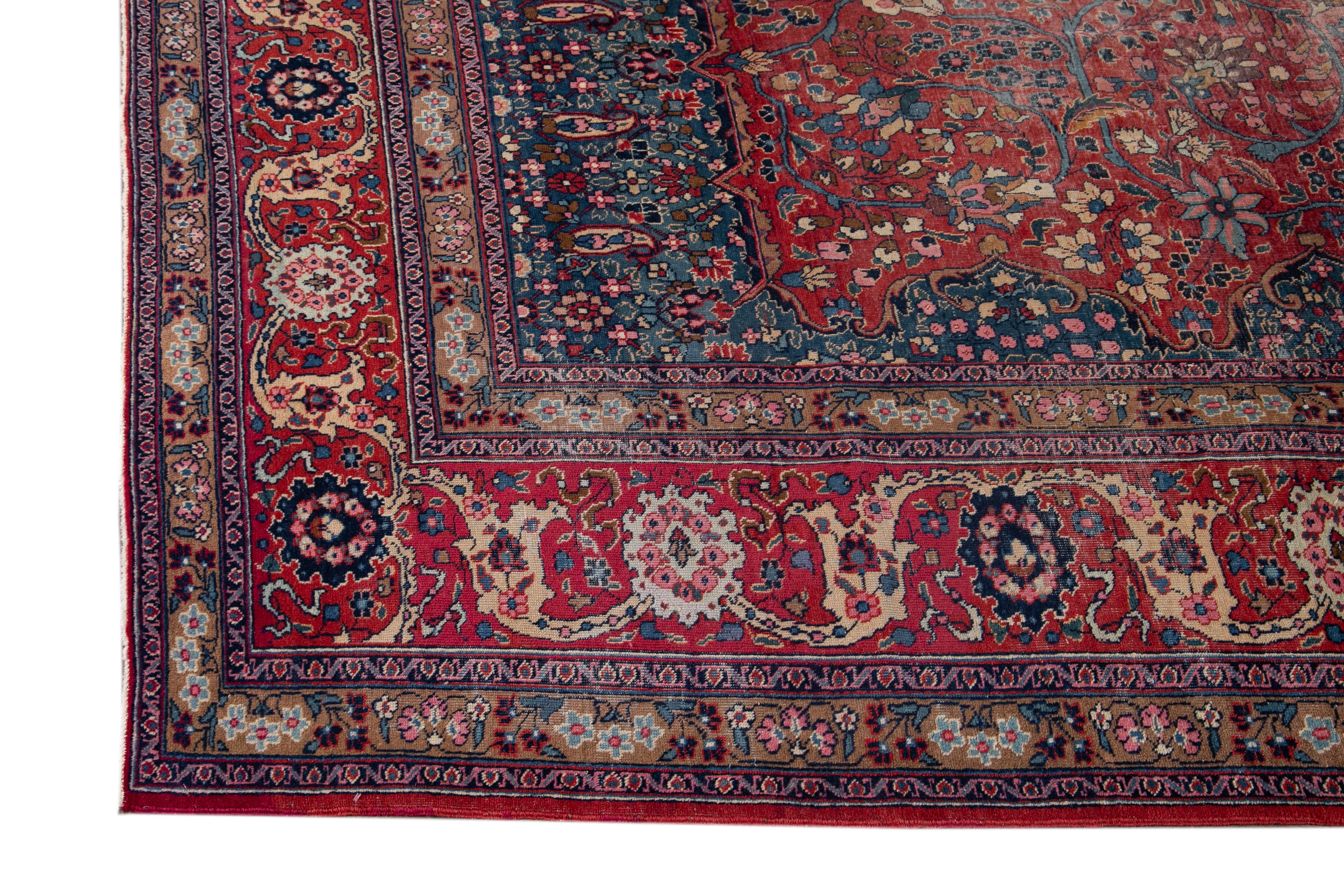 Early 20th Century Antique Tabriz Wool Rug In Good Condition For Sale In Norwalk, CT