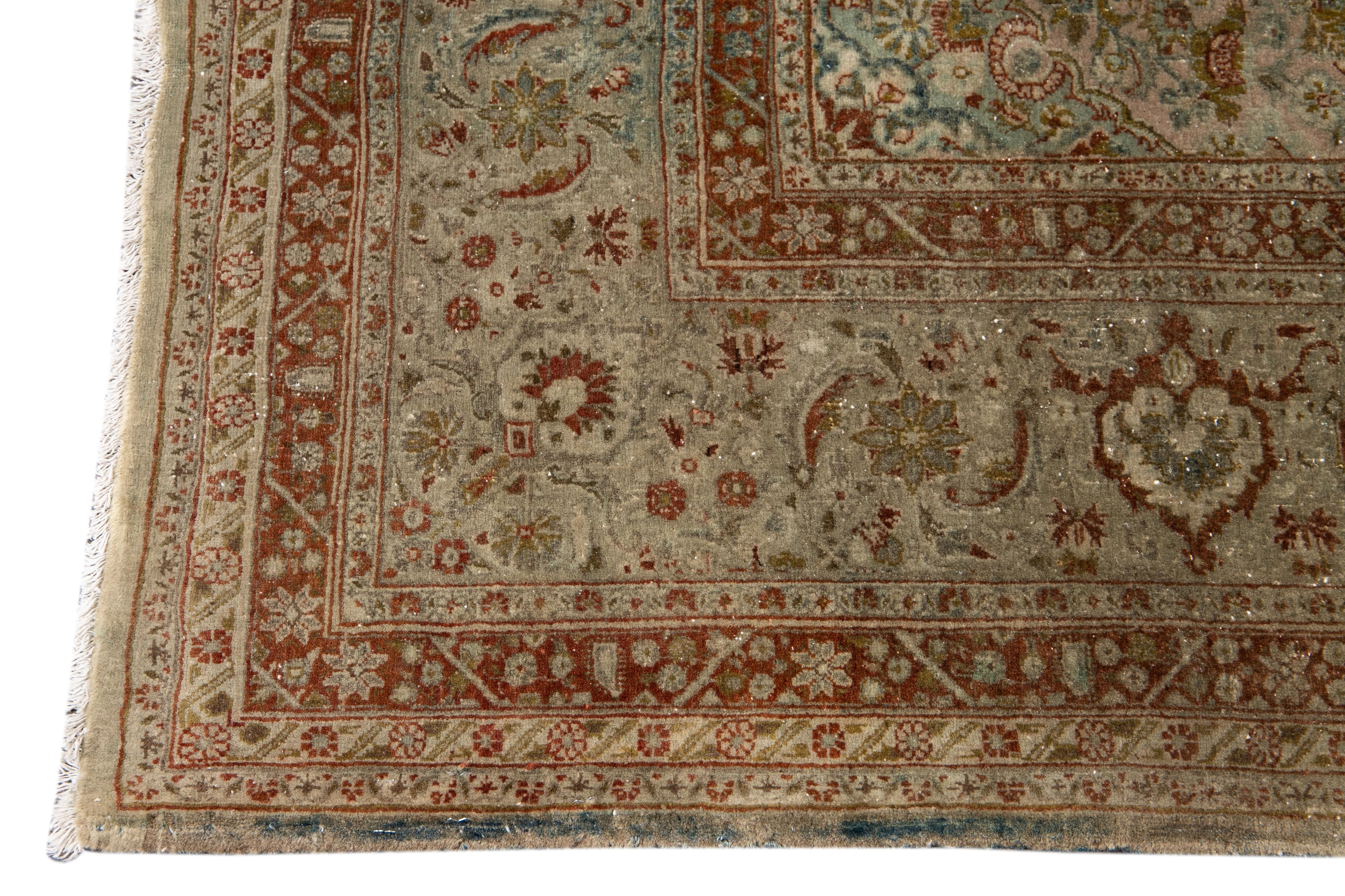 Noué à la main Tapis de laine Tabriz ancien du début du 20e siècle en vente