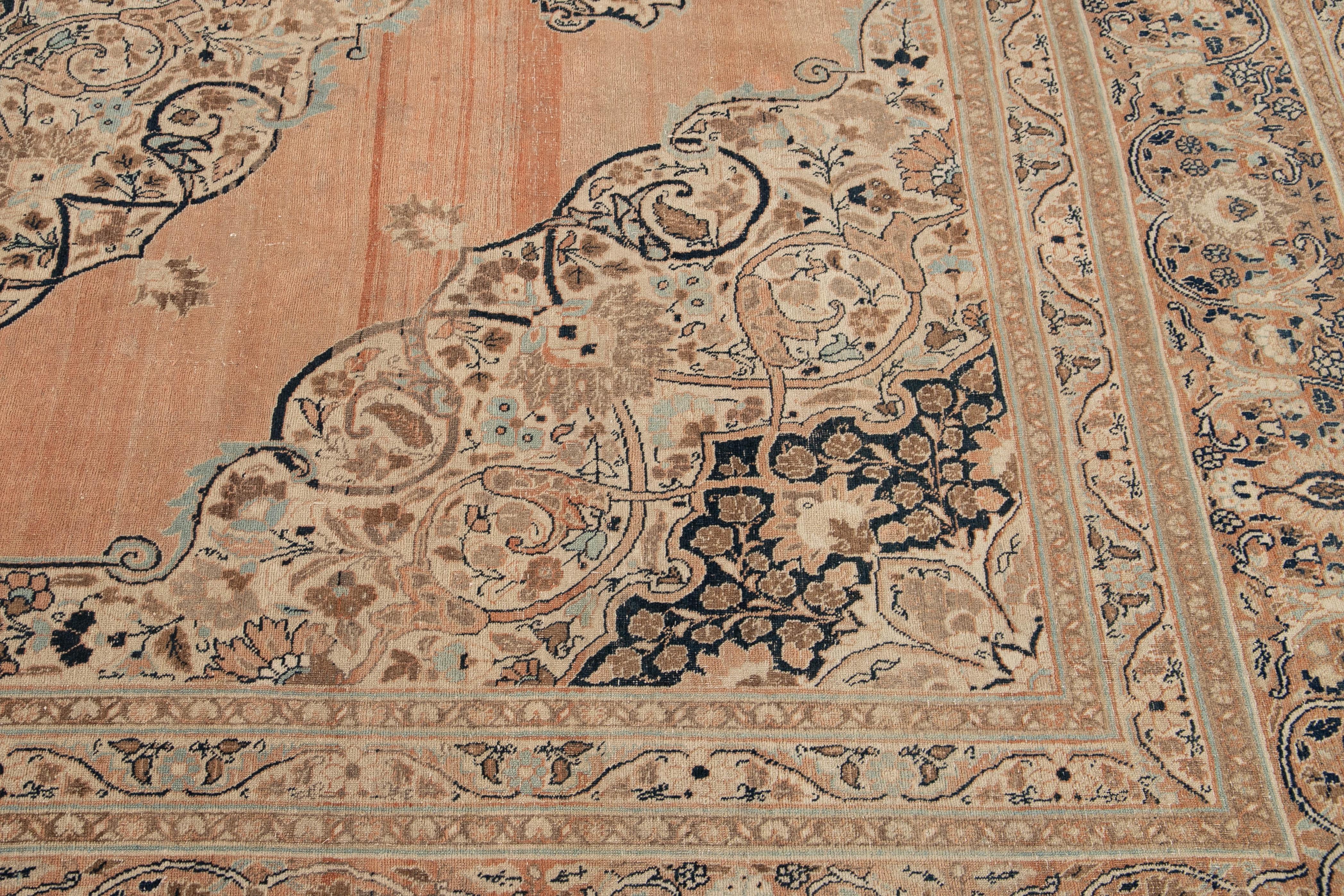 Early 20th Century Antique Tabriz Wool Rug For Sale 1