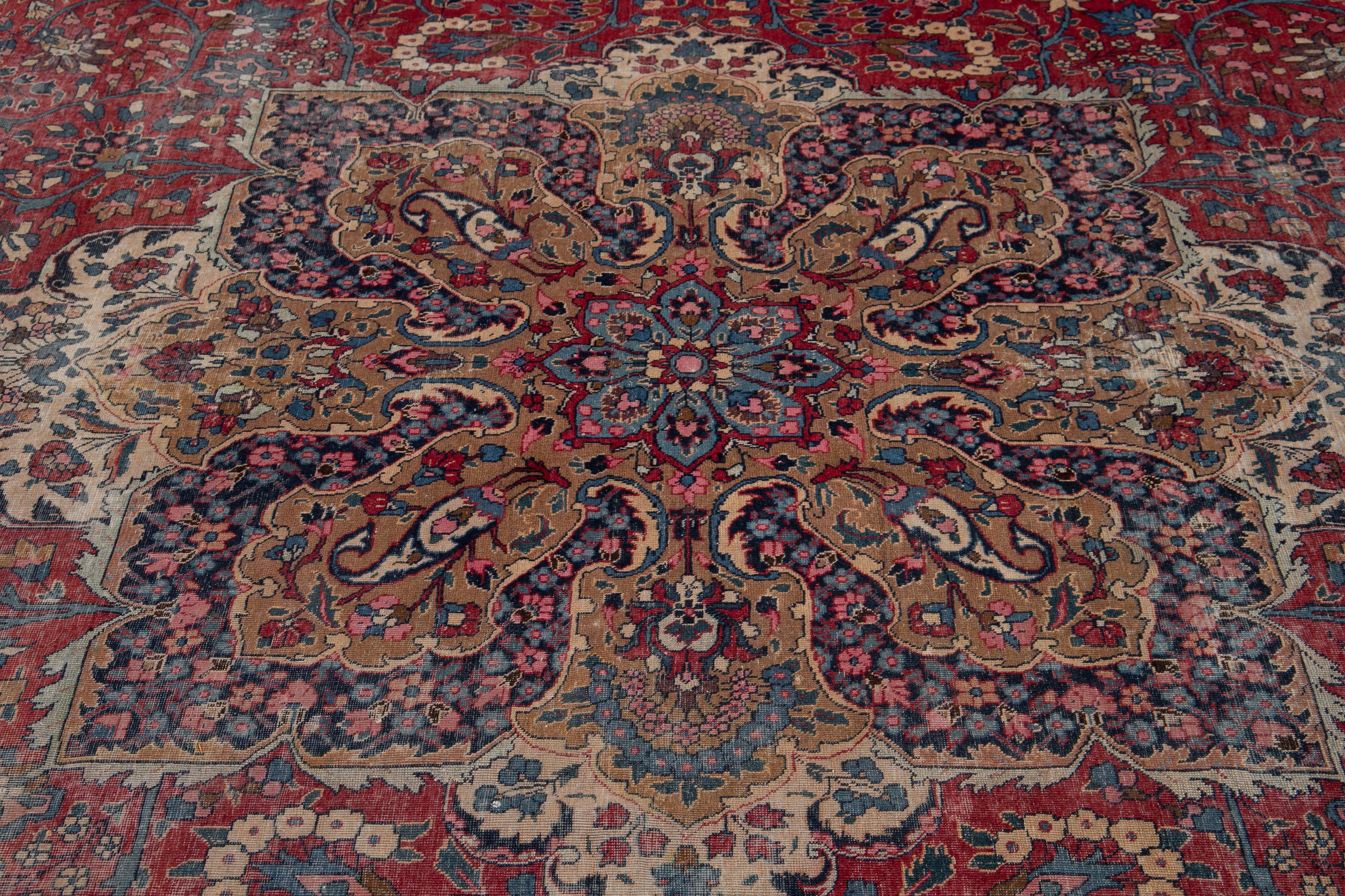 Tappeto di lana Tabriz antico dei primi del Novecento in vendita 1