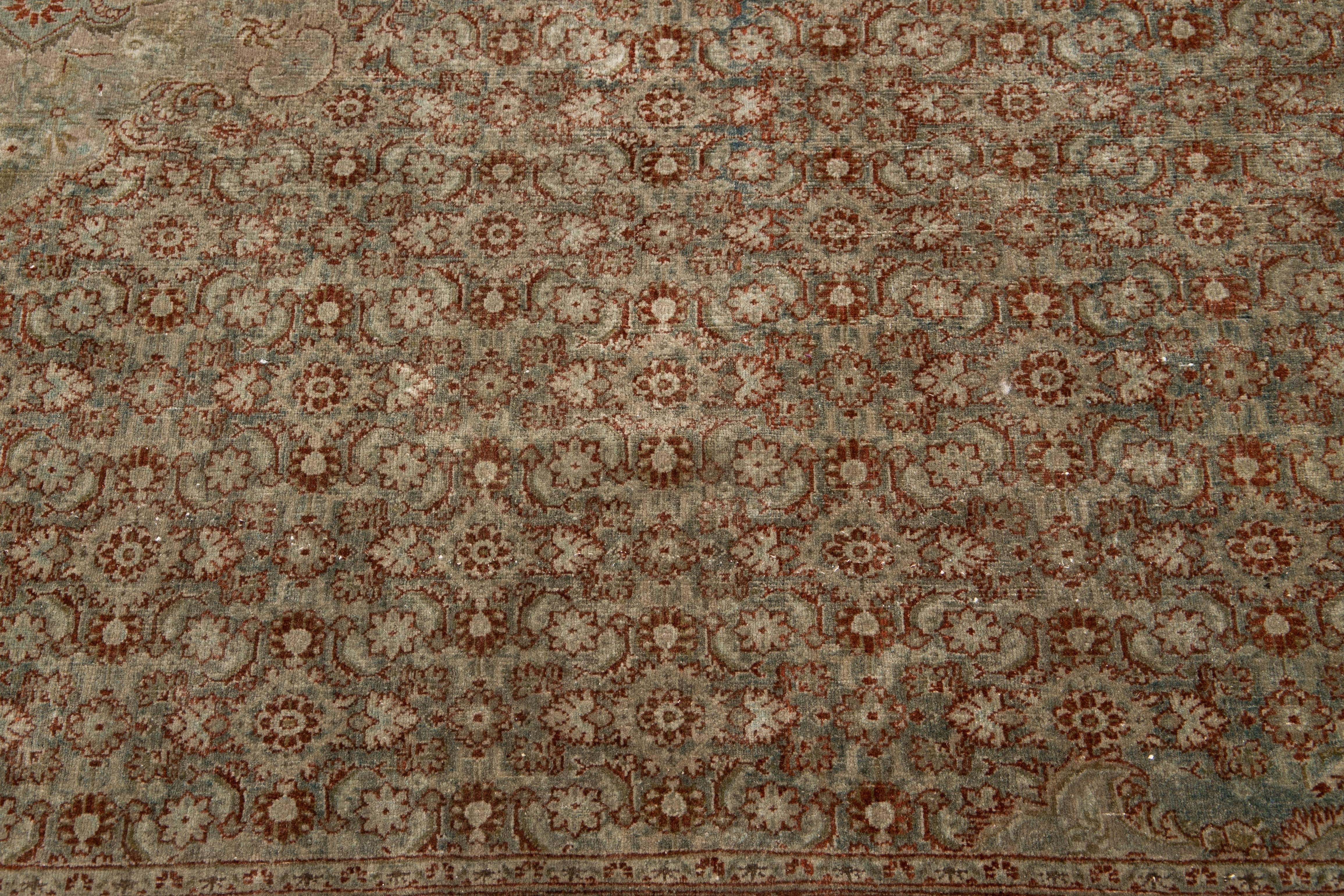 Tapis de laine Tabriz ancien du début du 20e siècle en vente 1