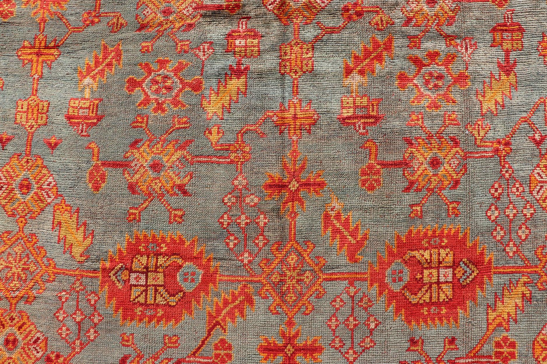 Early 20th Century Antique Turkish Oushak Rug with Flowers and Geometric  For Sale 2