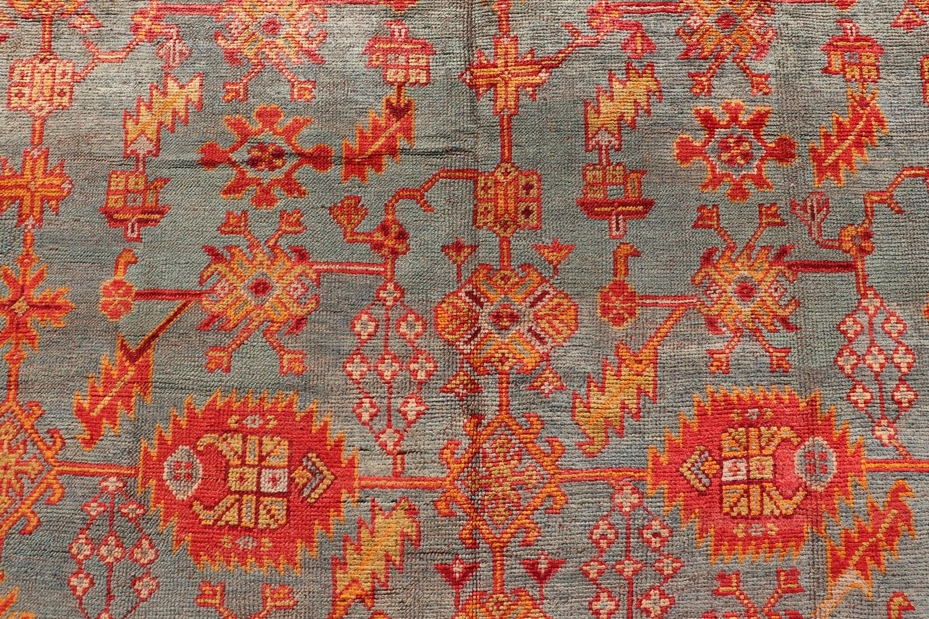 Early 20th Century Antique Turkish Oushak Rug with Flowers and Geometric  For Sale 3