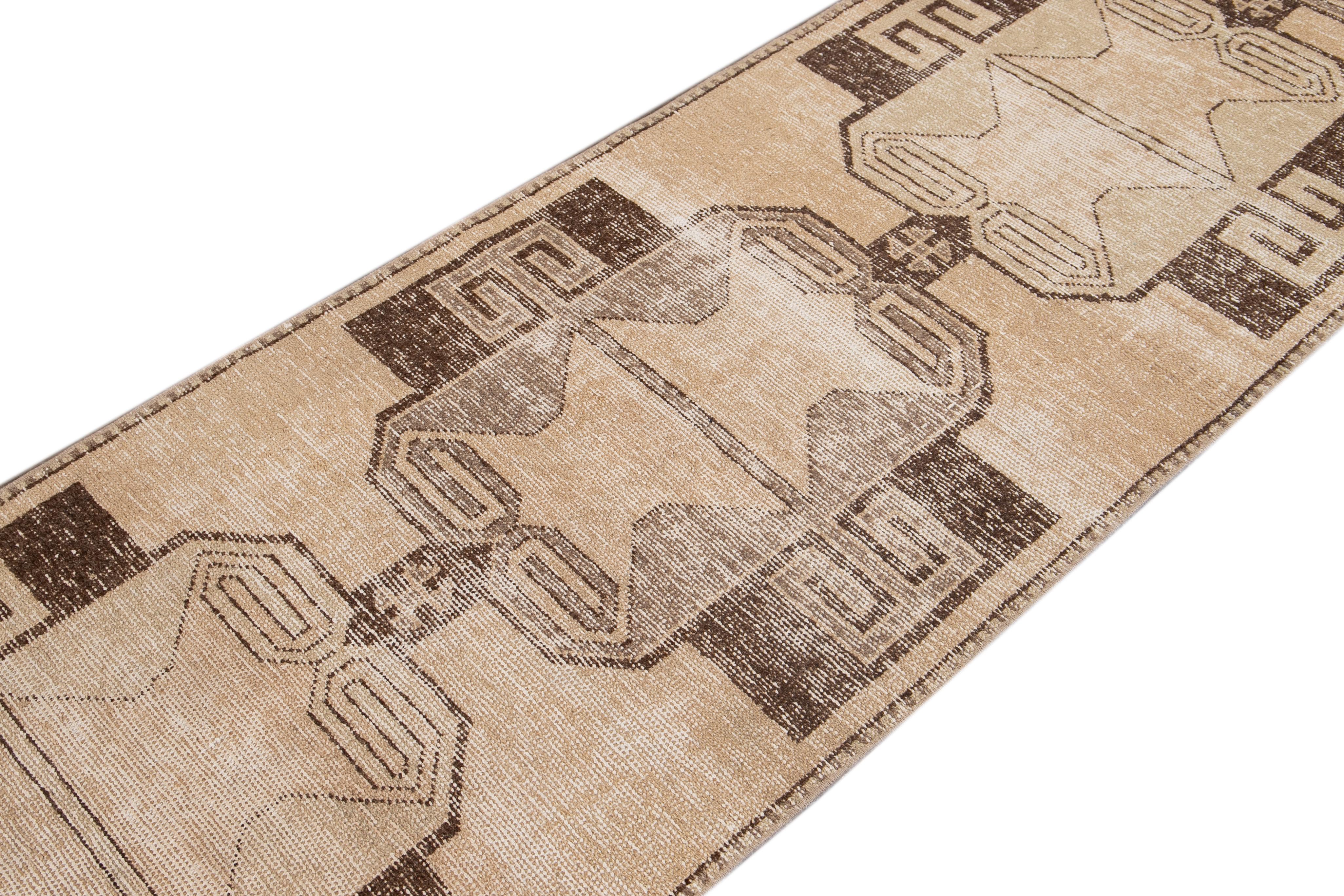 Turc Tapis de course en laine turc ancien du début du 20e siècle en vente