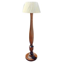 Lampadaire ancien en bois tourné du début du 20e siècle