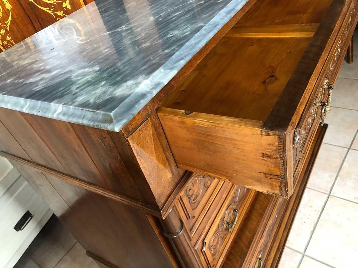 tuscan dresser