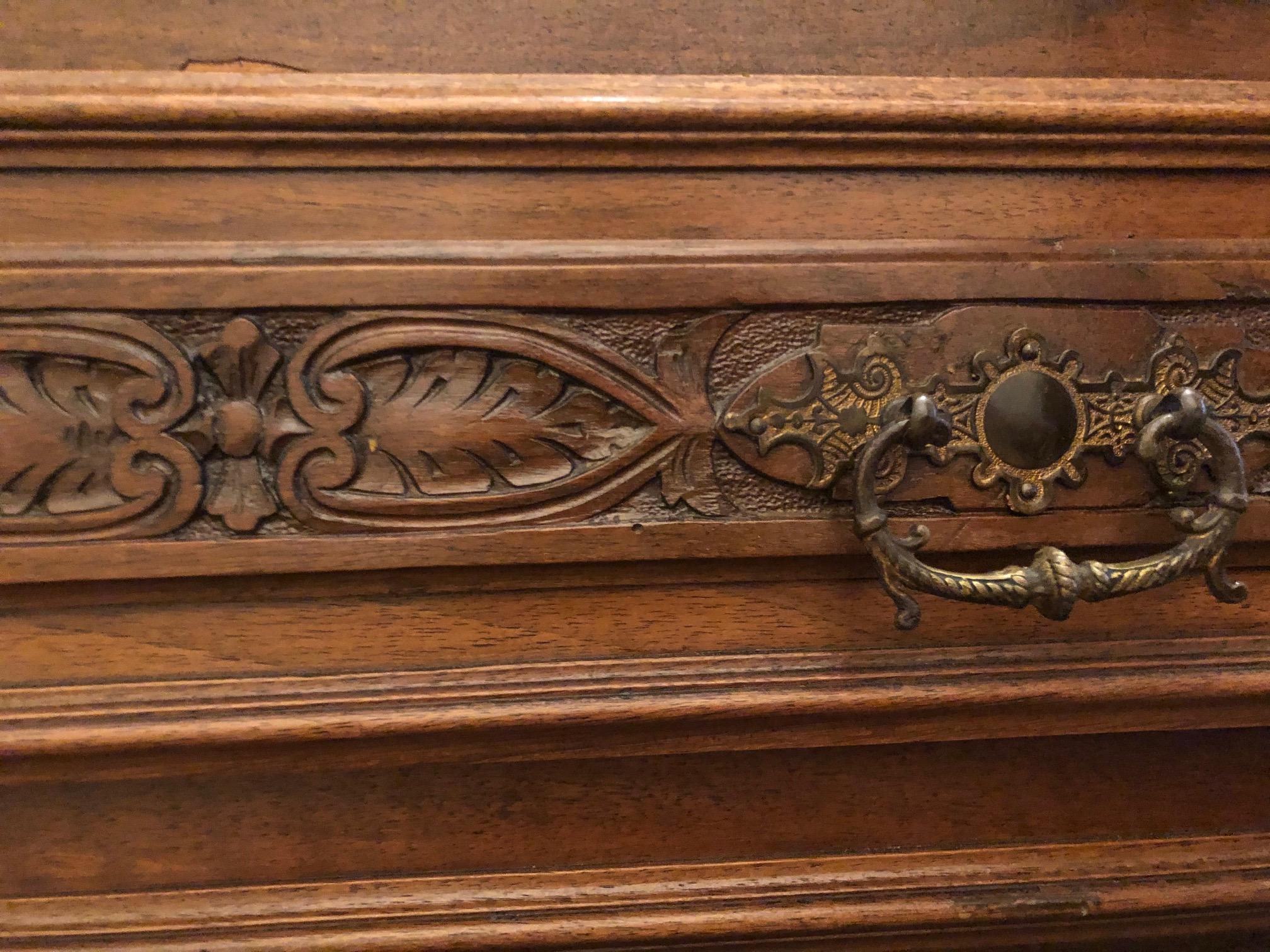 Early 20th Century Italian Antique Tuscan Chest of Drawers with Gray Marble Restored For Sale