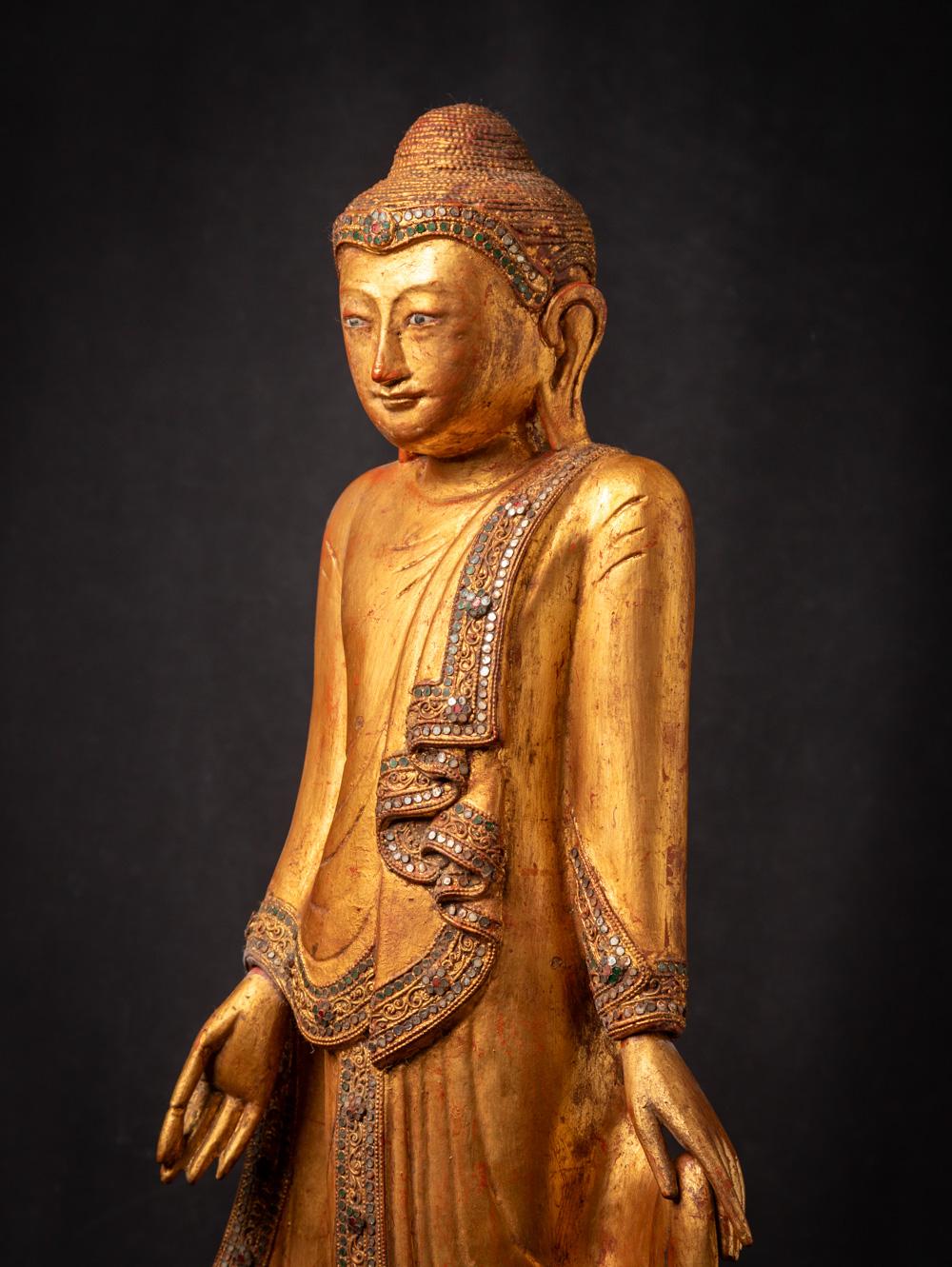 20th Century Early 20th century Antique wooden Burmese Mandalay Buddha from Burma  For Sale