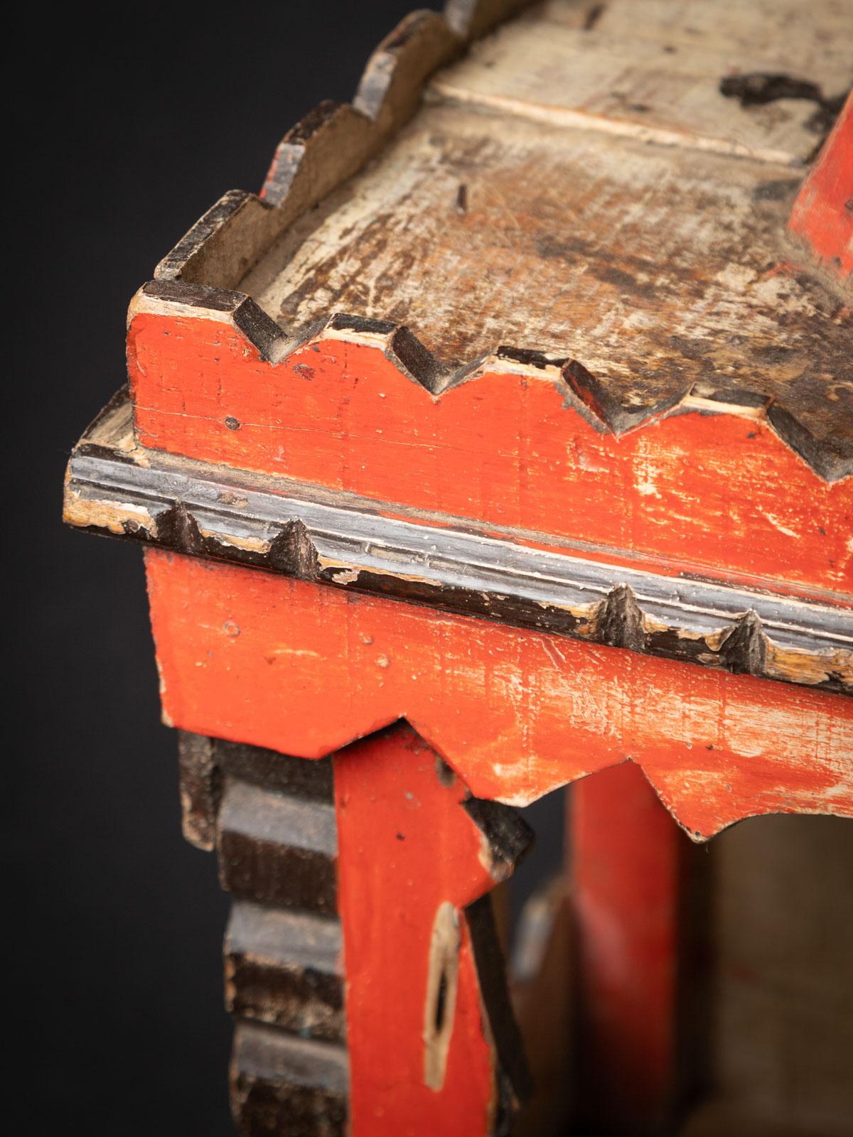 Early 20th century Antique wooden Indian temple from India For Sale 4