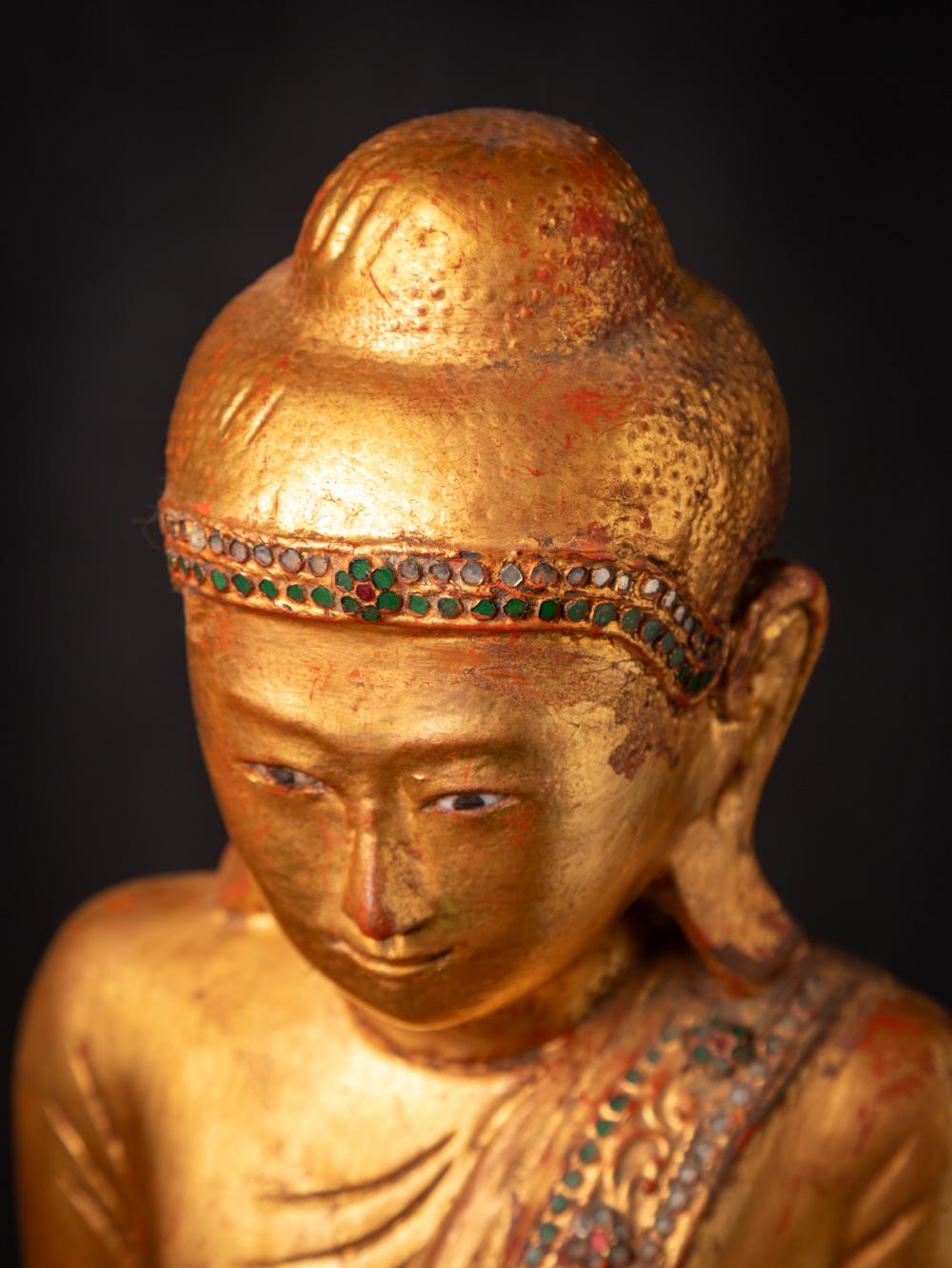 Antike Mandalay-Buddha-Statue aus Holz aus Burma aus dem frühen 20. Jahrhundert  im Angebot 6