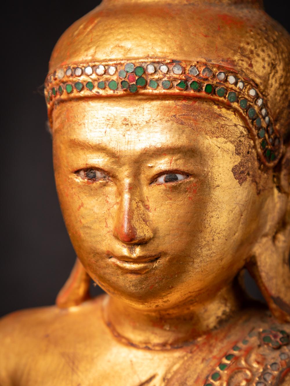 Antike Mandalay-Buddha-Statue aus Holz aus Burma aus dem frühen 20. Jahrhundert  im Angebot 7