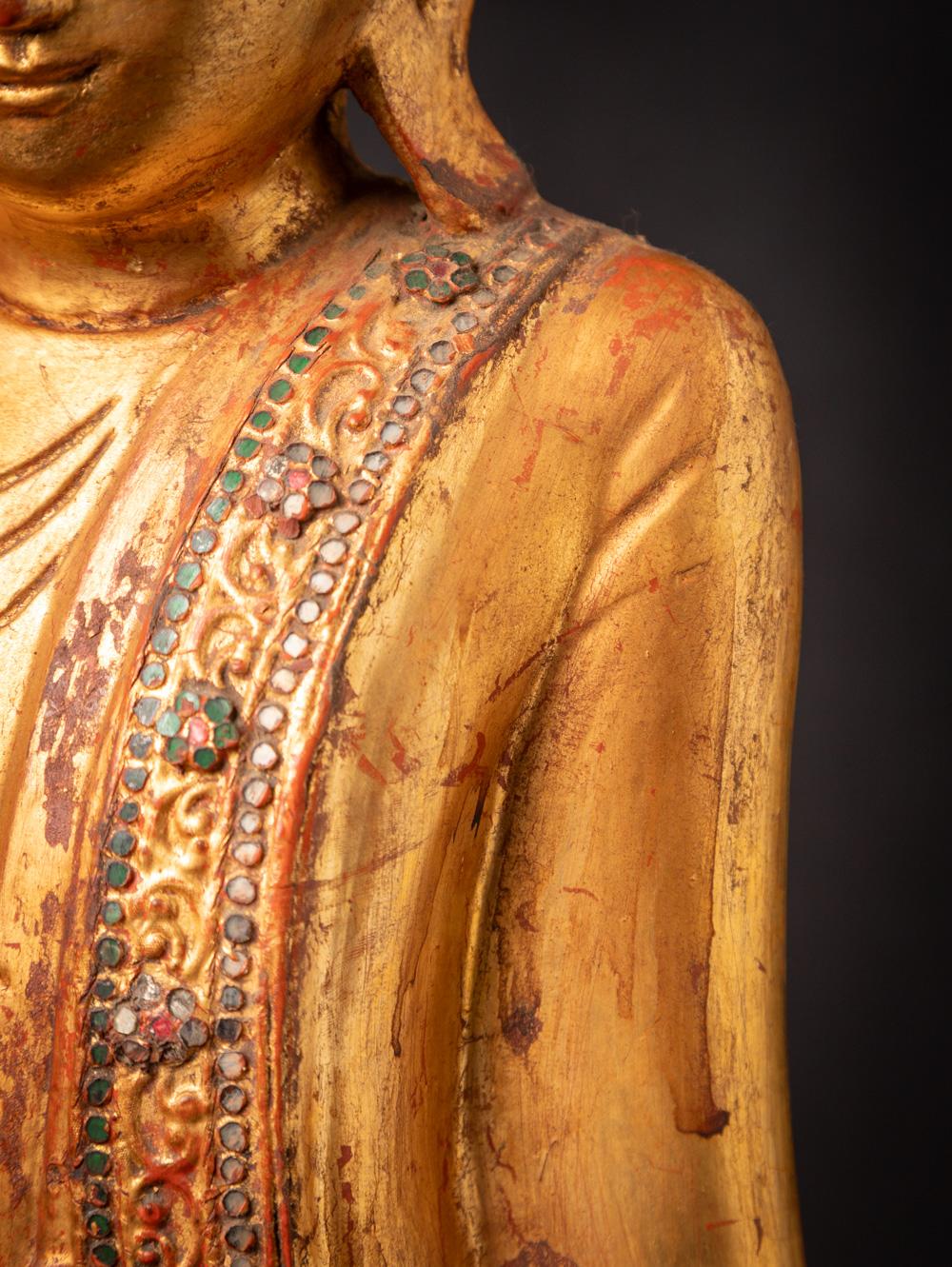 Antike Mandalay-Buddha-Statue aus Holz aus Burma aus dem frühen 20. Jahrhundert  im Angebot 9