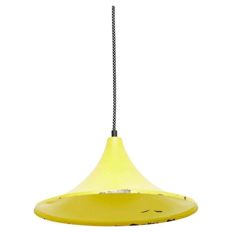 Early 20th Century Antique Yellow Brass Ceiling Lamp For Sale 1