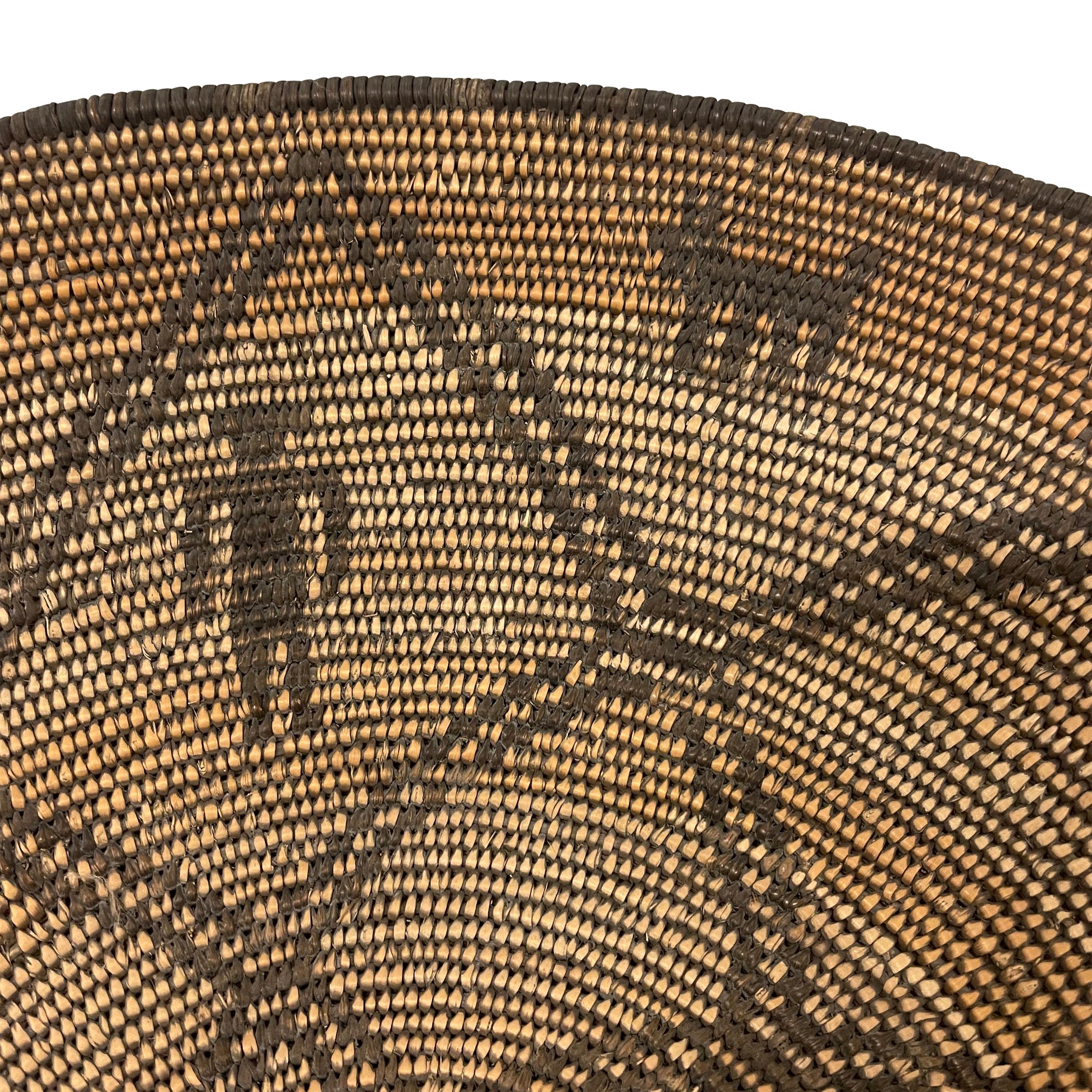 Hand-Woven Early 20th Century Apache Tray Basket For Sale