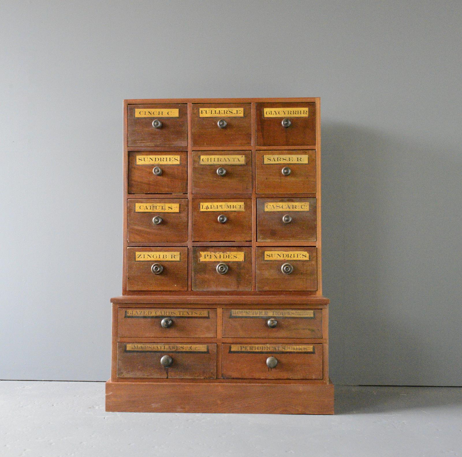 Early 20th Century Apothecary Drawers, circa 1910 In Good Condition For Sale In Gloucester, GB