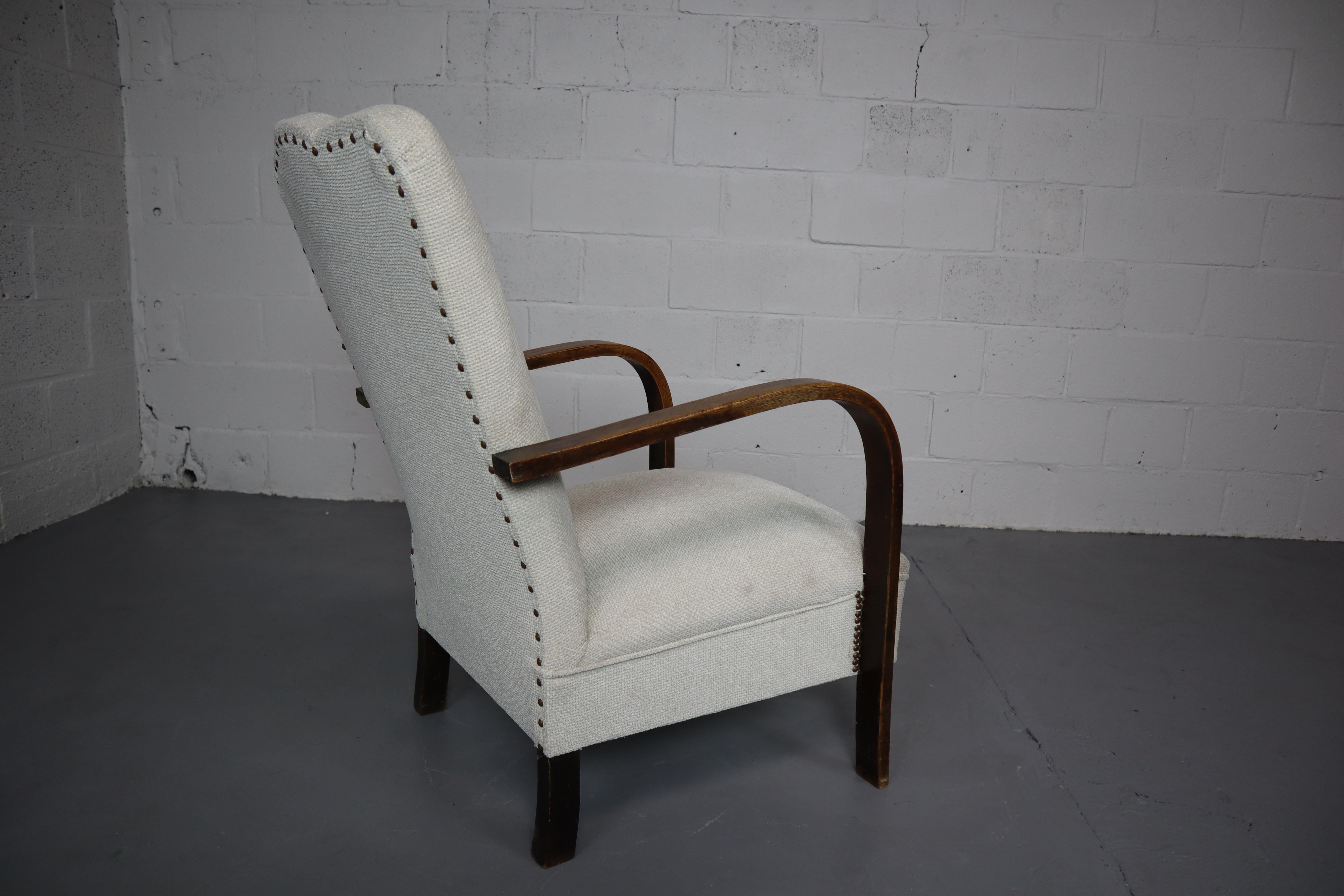 Early 20th Century Art-Deco Armchair, Oak and Fabric For Sale 5