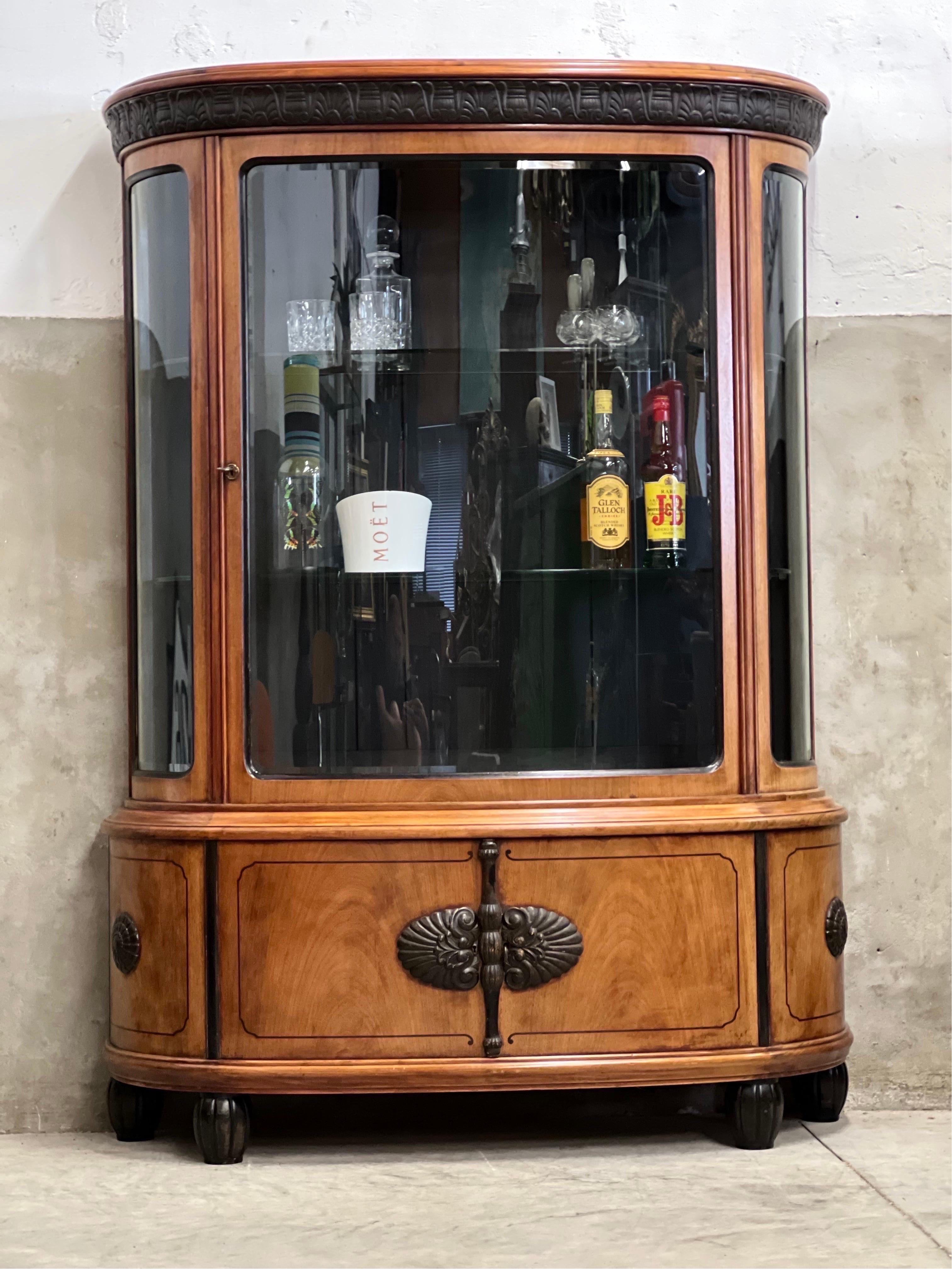 Early 20th Century Art Deco Beverage Cabinet, Curved Glass 12