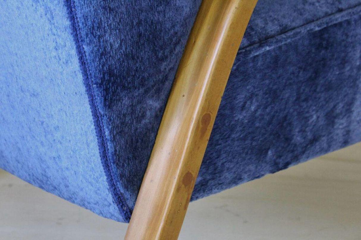 Velours Fauteuil bleu Art Déco du début du 20e siècle, France en vente