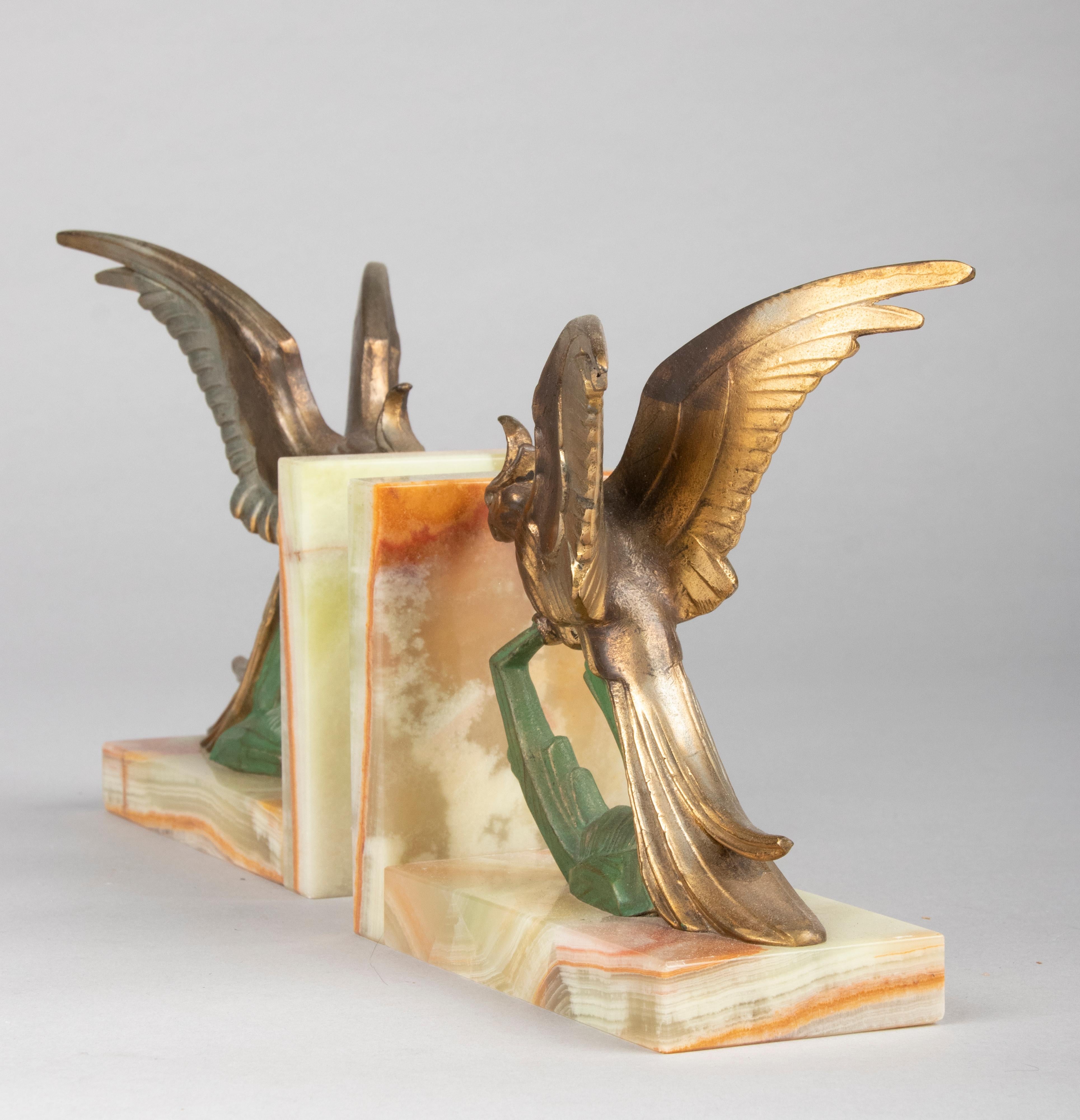Onice Fermalibri Art Deco dei primi del Novecento con uccelli pappagallo in vendita