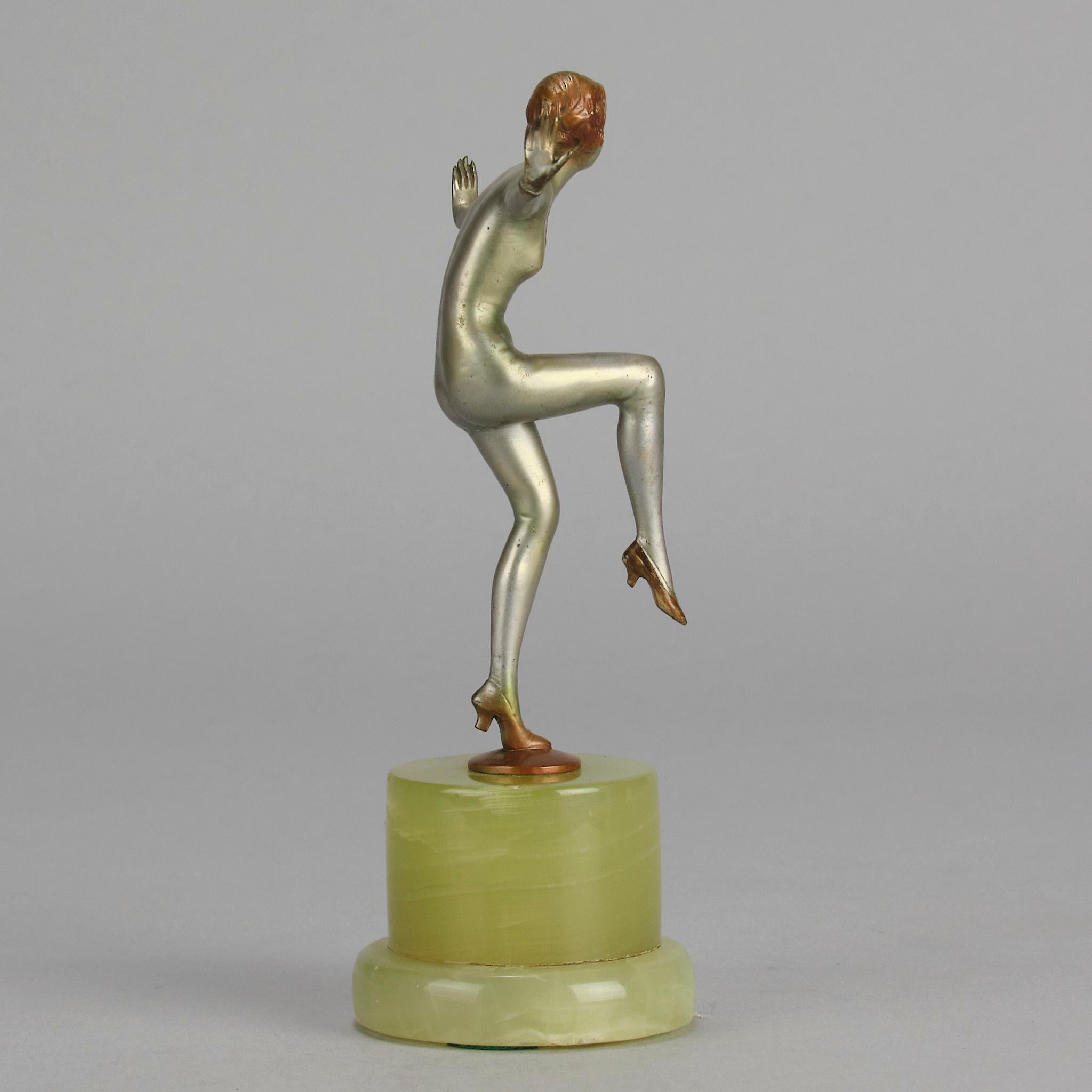Art-Déco-Bronze des frühen 20. Jahrhunderts mit dem Titel „Arms Out“ von Josef Lorenzl (Österreichisch) im Angebot