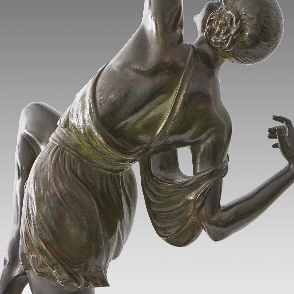 Art-déco-Bronze des frühen 20. Jahrhunderts mit dem Titel „Diana“ von Pierre Le Faguays im Angebot 7