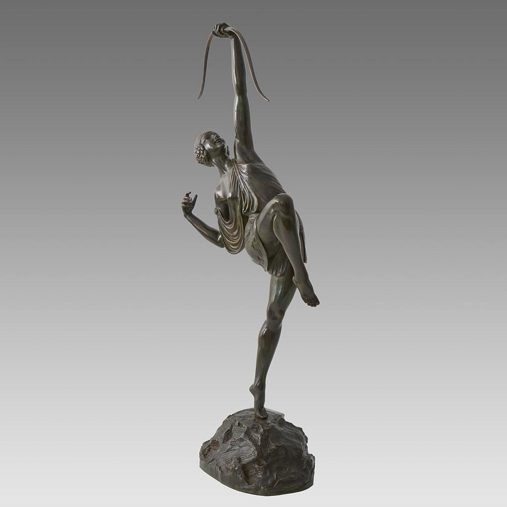Art-déco-Bronze des frühen 20. Jahrhunderts mit dem Titel „Diana“ von Pierre Le Faguays (Art déco) im Angebot