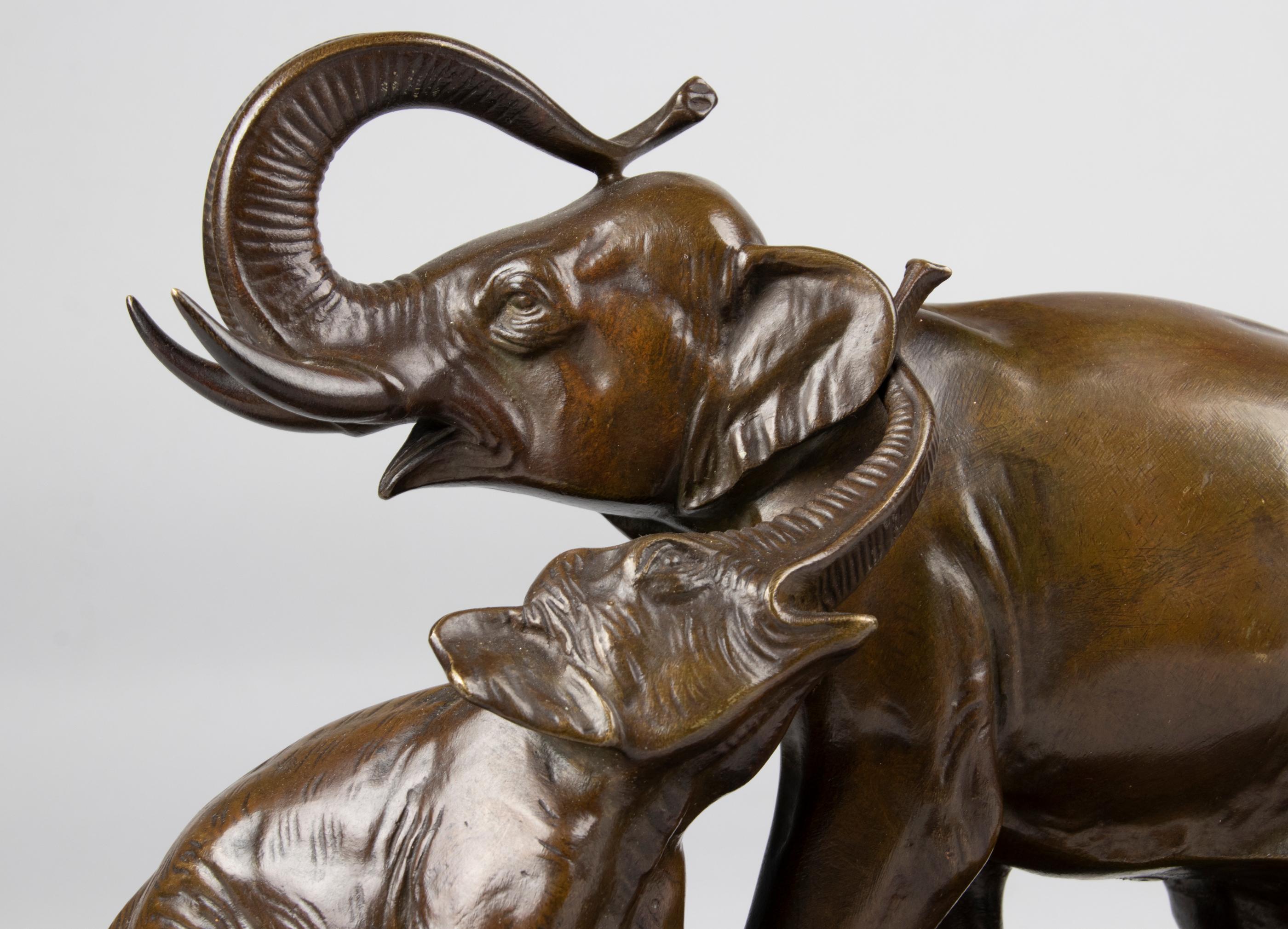 Cast Early 20th Century Art Deco Bronze Sculpture Elephants, Irénée Rochard For Sale