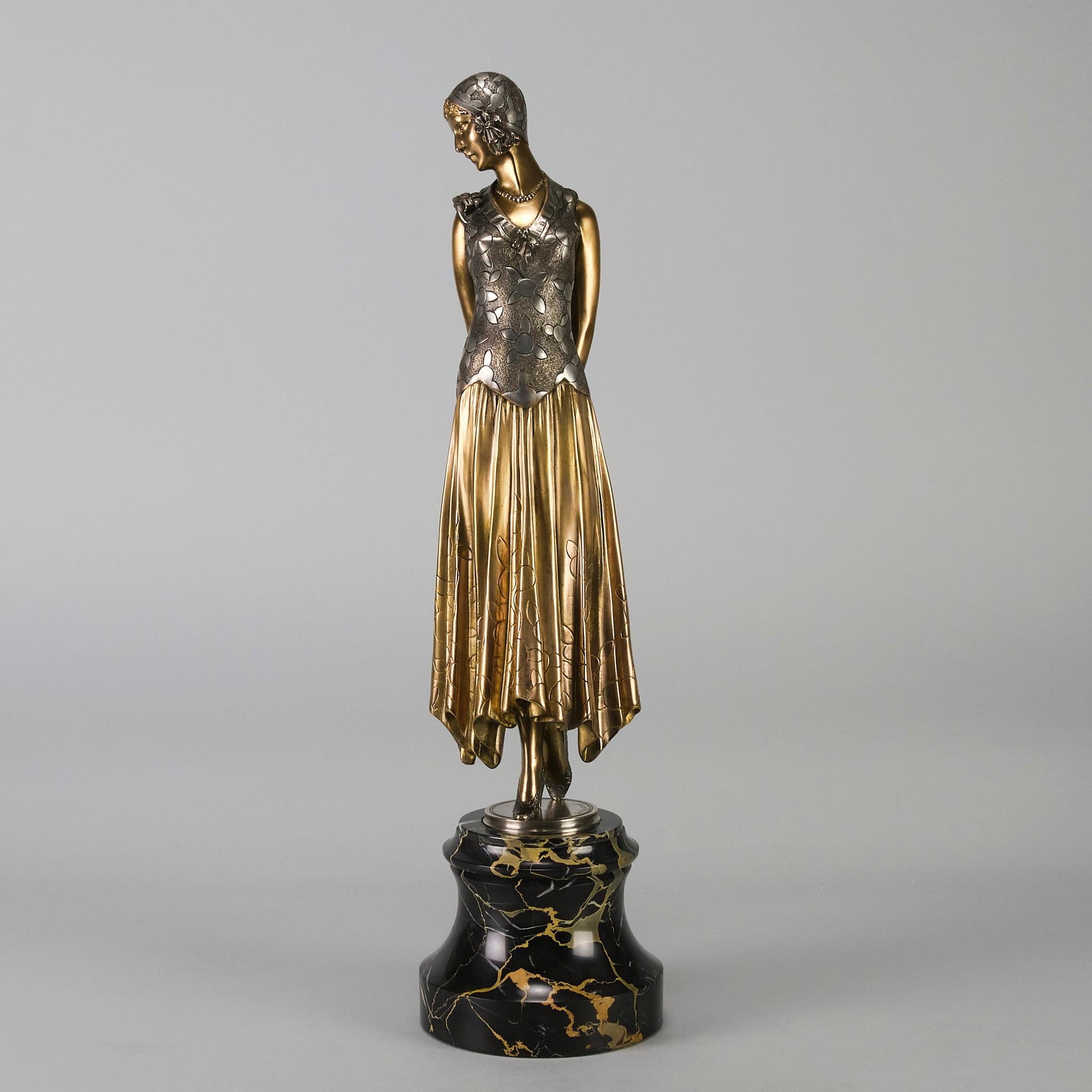 Art-Déco-Bronzeskulptur mit dem Titel „Buch Dame“ von D Chiparus aus dem frühen 20. Jahrhundert (Art déco) im Angebot