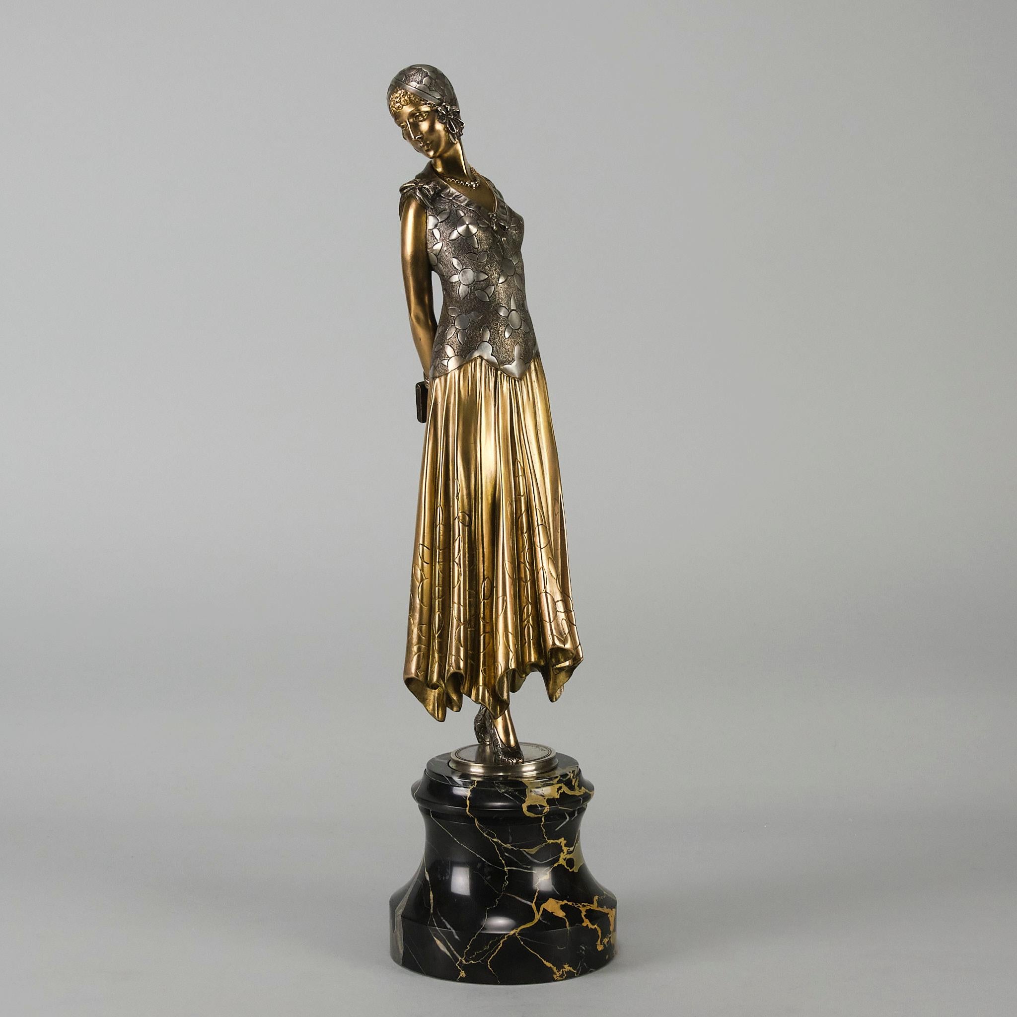 Art-Déco-Bronzeskulptur mit dem Titel „Buch Dame“ von D Chiparus aus dem frühen 20. Jahrhundert (Geschnitzt) im Angebot