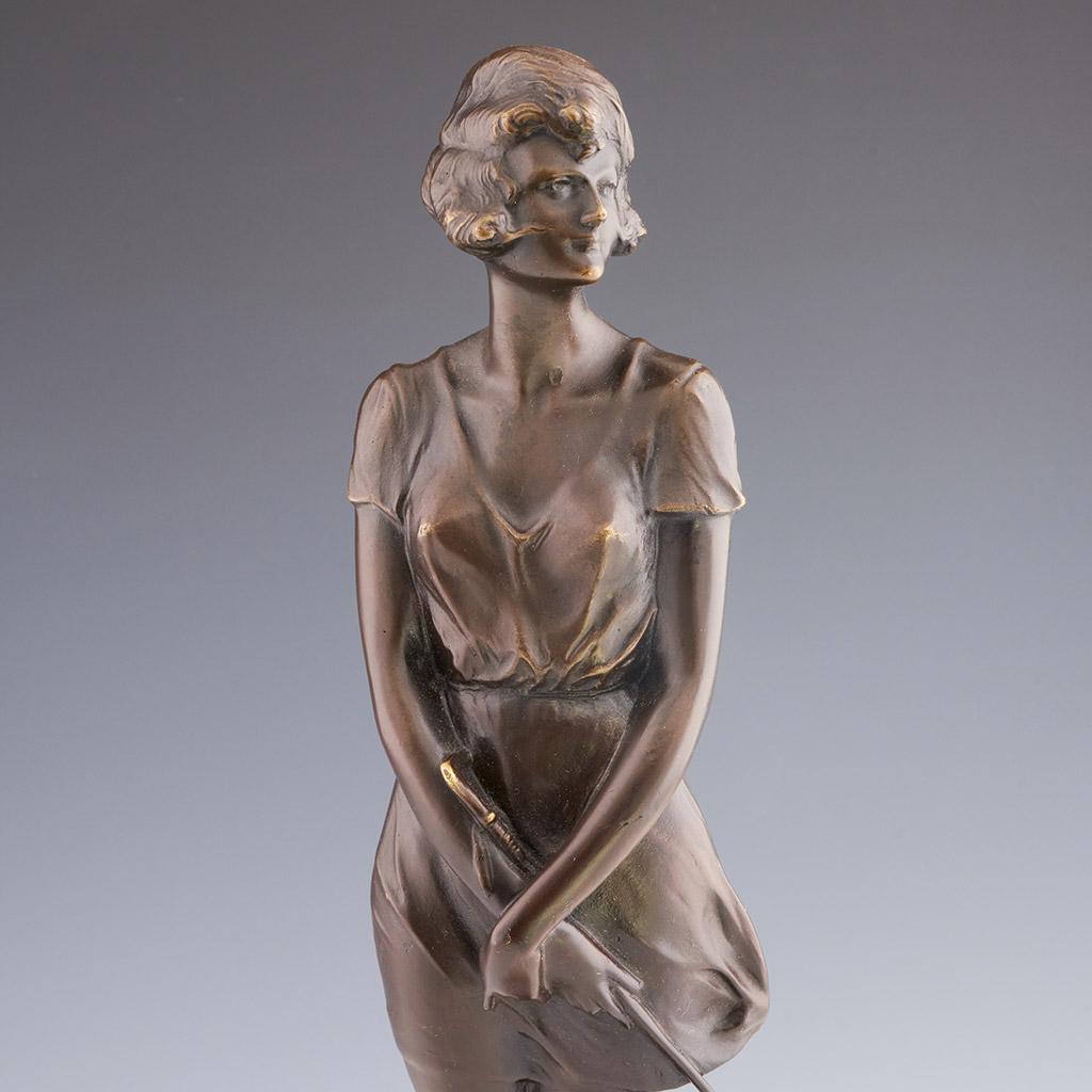 Scultura in bronzo Art Deco dei primi del Novecento intitolata 