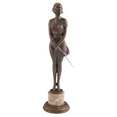 Escultura Art Decó de bronce de principios del siglo XX titulada "Chica del látigo" de Bruno Zach