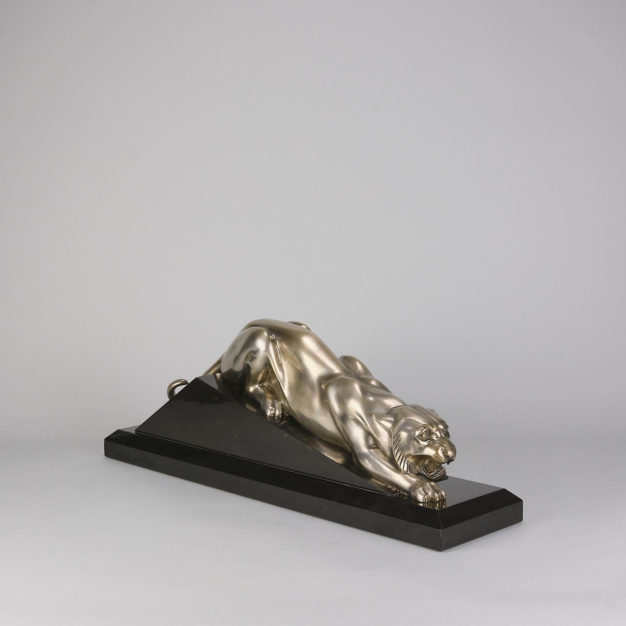 Français Sculpture en bronze Art Déco du début du 20e siècle 