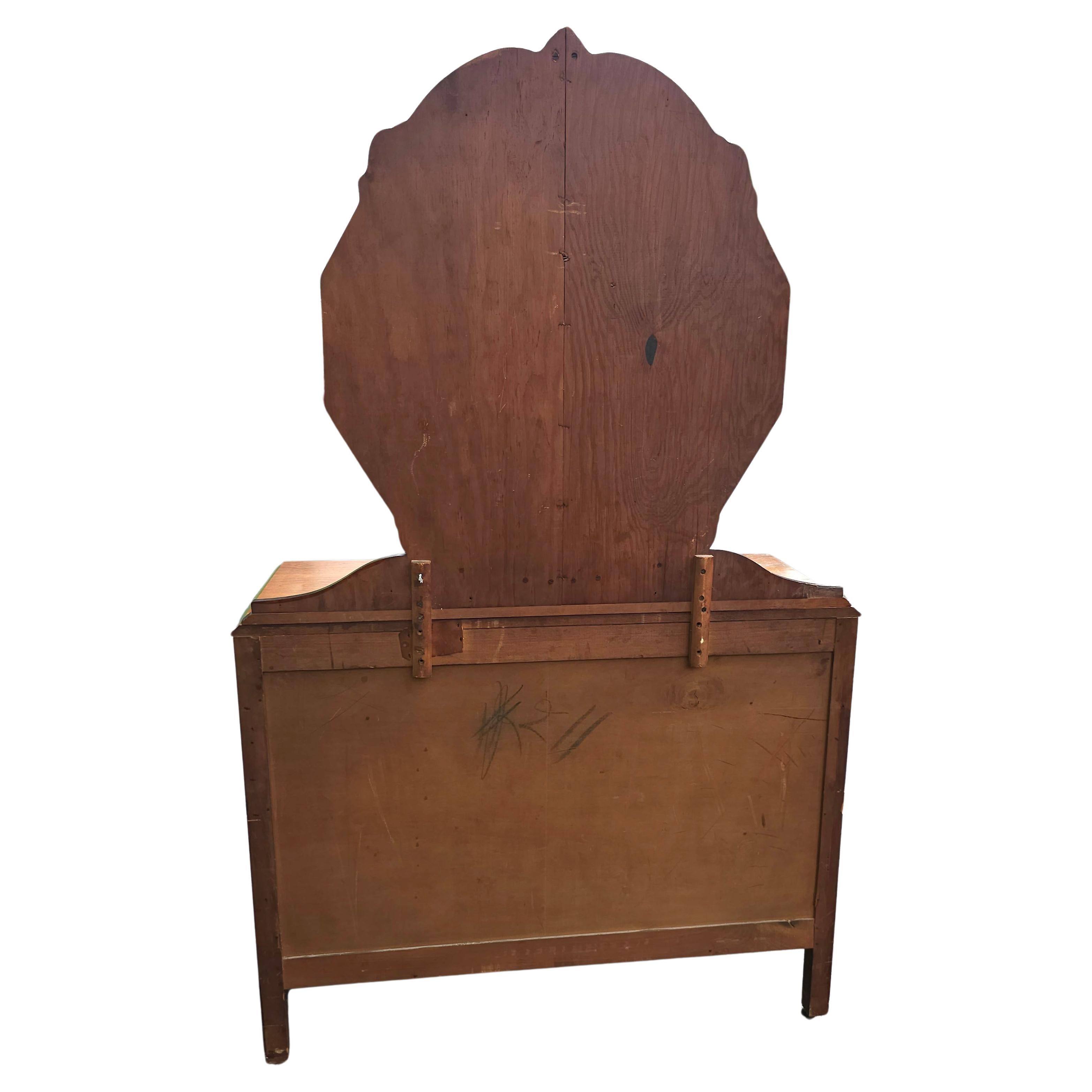 Early 20th Century Art Deco Chest Mahogany and Walnut Chest of Drawers w. Mirror For Sale 9