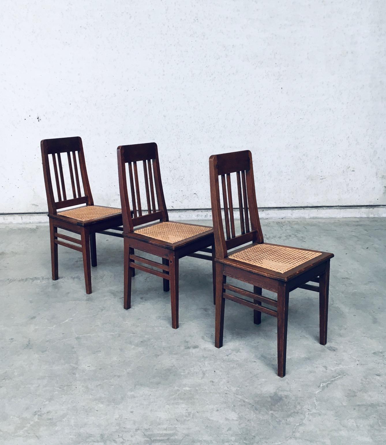 Juego de sillas de comedor de diseño Art Déco de principios del siglo XX Art Decó en venta