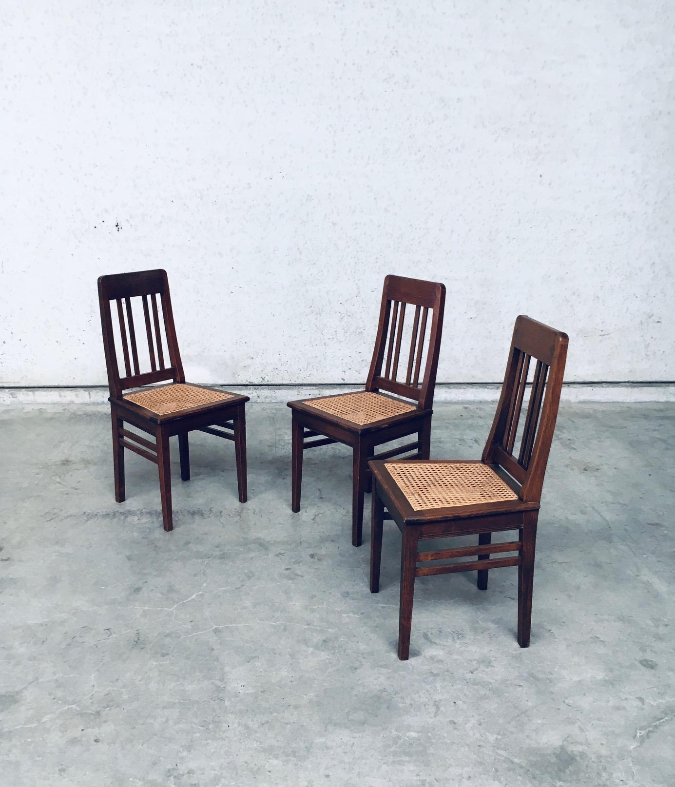Juego de sillas de comedor de diseño Art Déco de principios del siglo XX Belga en venta