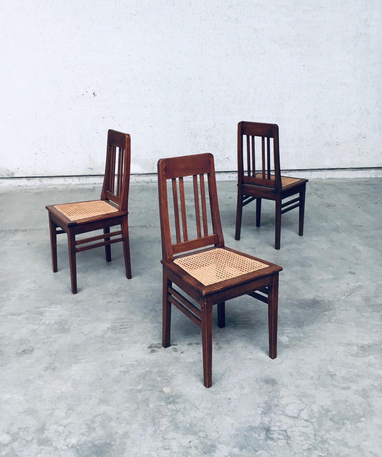 Juego de sillas de comedor de diseño Art Déco de principios del siglo XX en Bueno estado para la venta en Oud-Turnhout, VAN