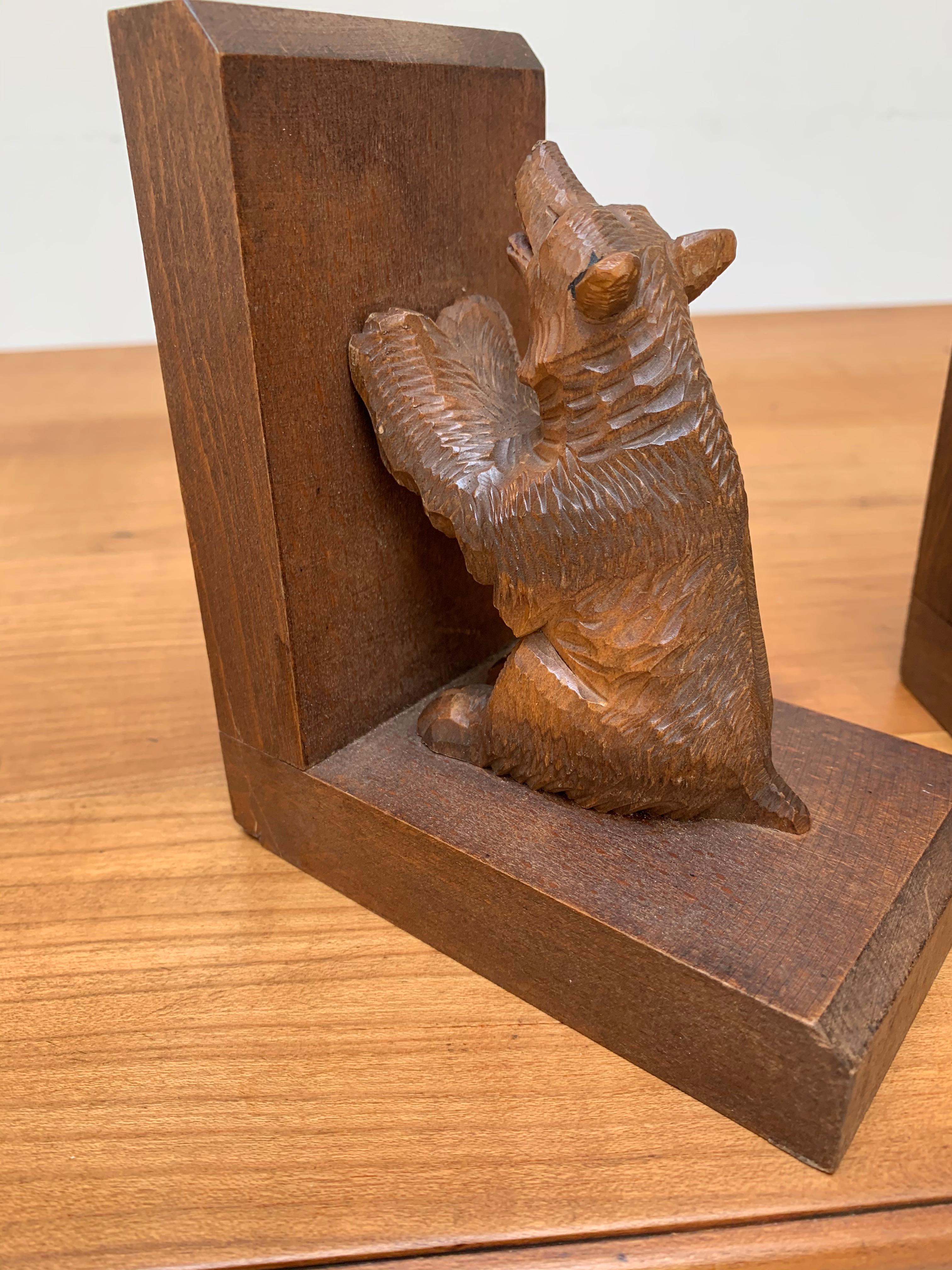 carved bookends
