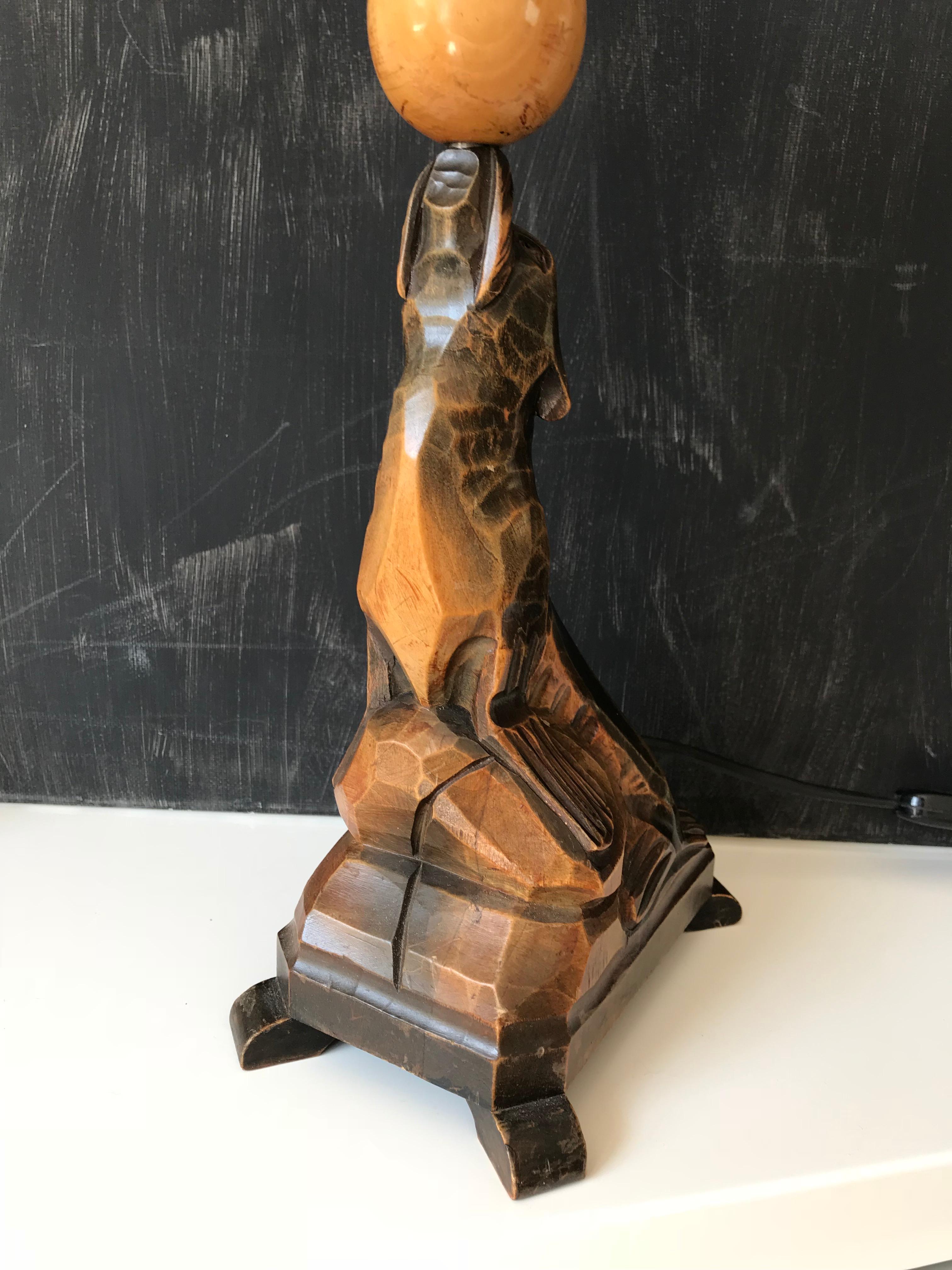 Antique Art Deco Hand Carved Wooden Seal, Sea Lion Table or Desk Lamp In Good Condition For Sale In Lisse, NL