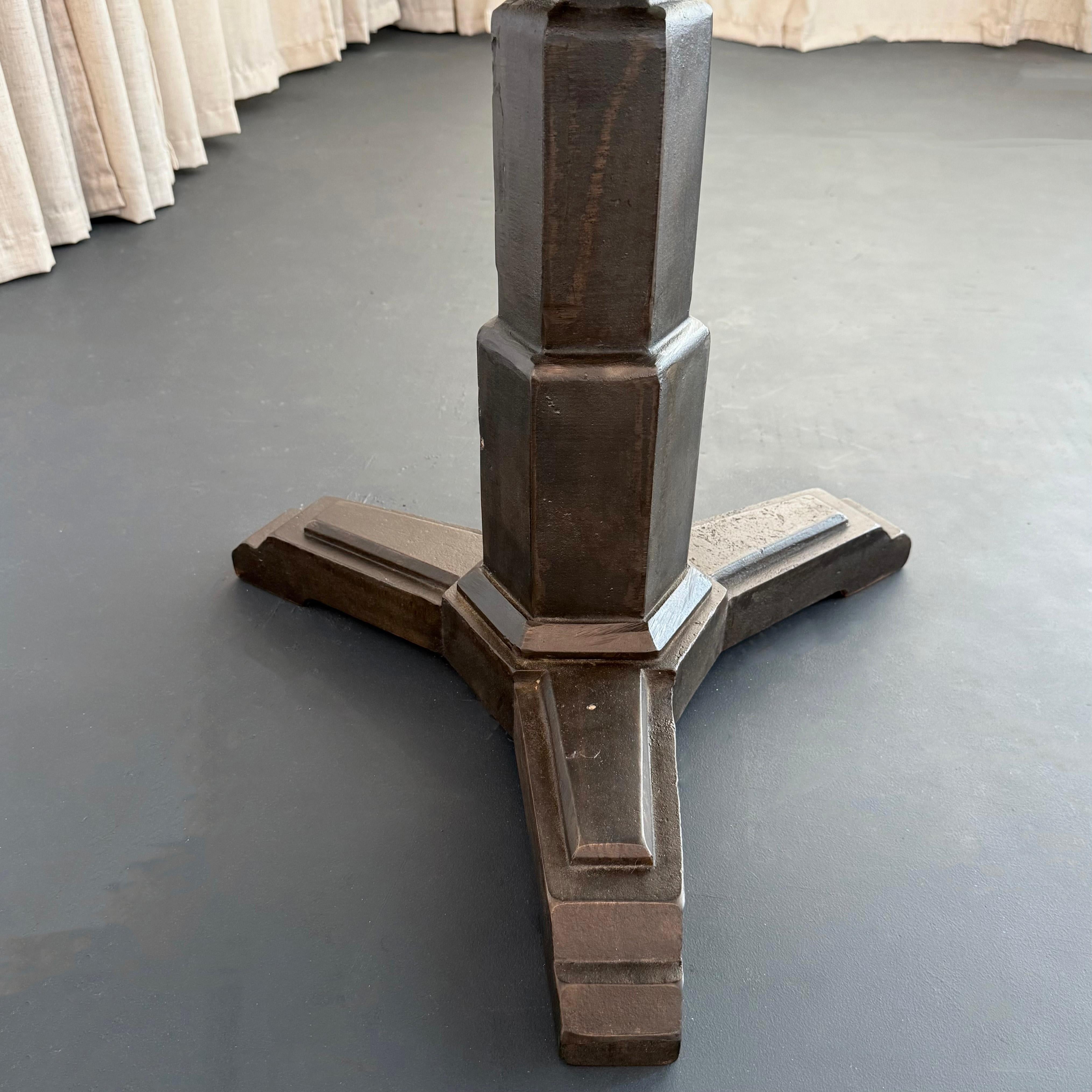Early 20th Century Art Deco Marble And Cast Iron Bistro Table For Sale 6