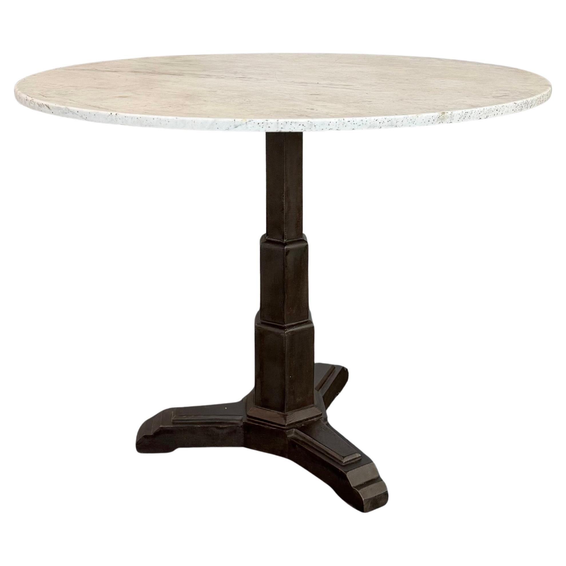 Early 20th Century Art Deco Marble And Cast Iron Bistro Table For Sale